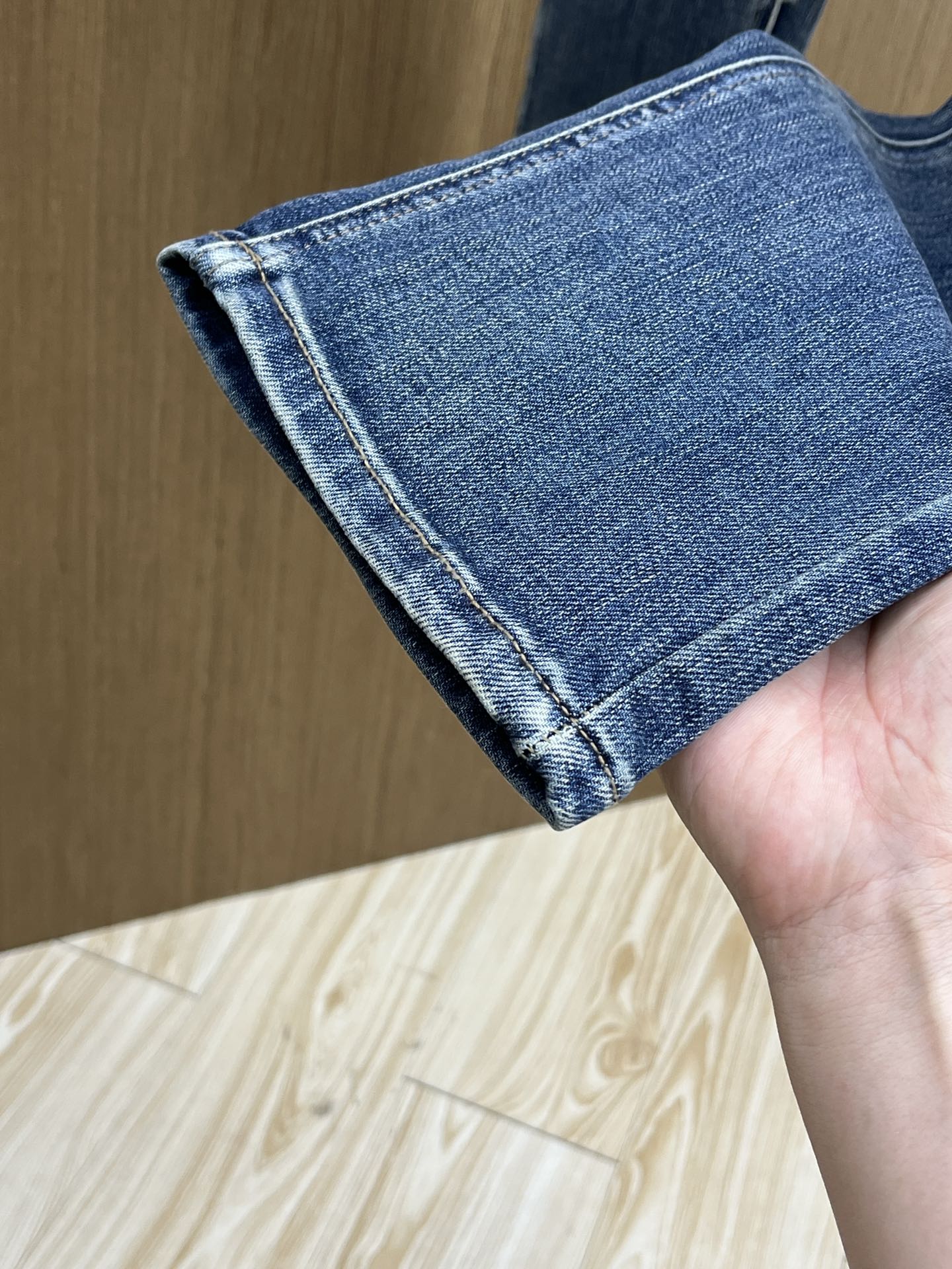 秋冬 LV 🔥🔥高端定制、25SS秋冬最新款牛仔裤 柜台同步发售 进口固色面料 原版定制复刻 客供五金辅