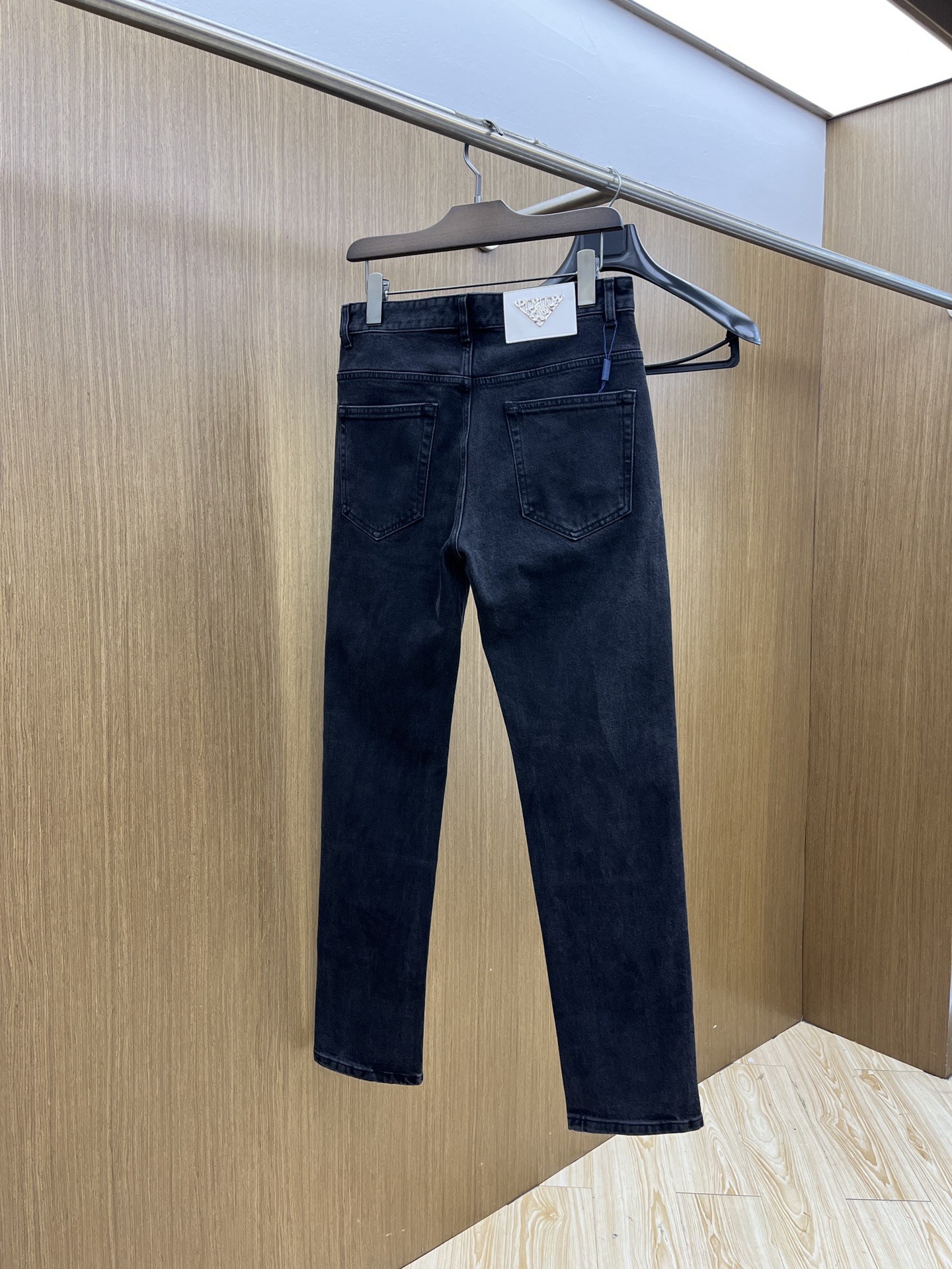 秋冬 PD 🔥🔥高端定制、25SS秋冬最新款牛仔裤 柜台同步发售 进口固色面料 原版定制复刻 客供五金辅