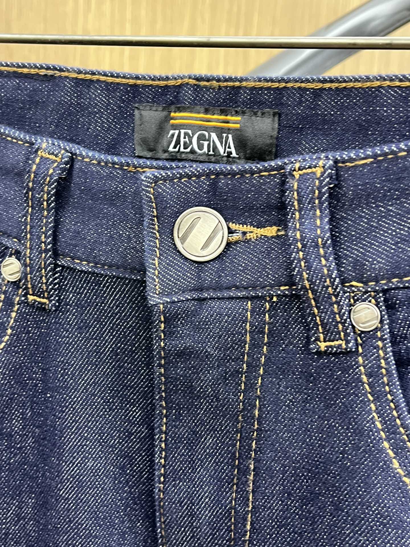 秋冬 ZZ 🔥🔥高端定制、25SS秋冬最新款牛仔裤 柜台同步发售 进口固色面料 原版定制复刻 客供五金辅