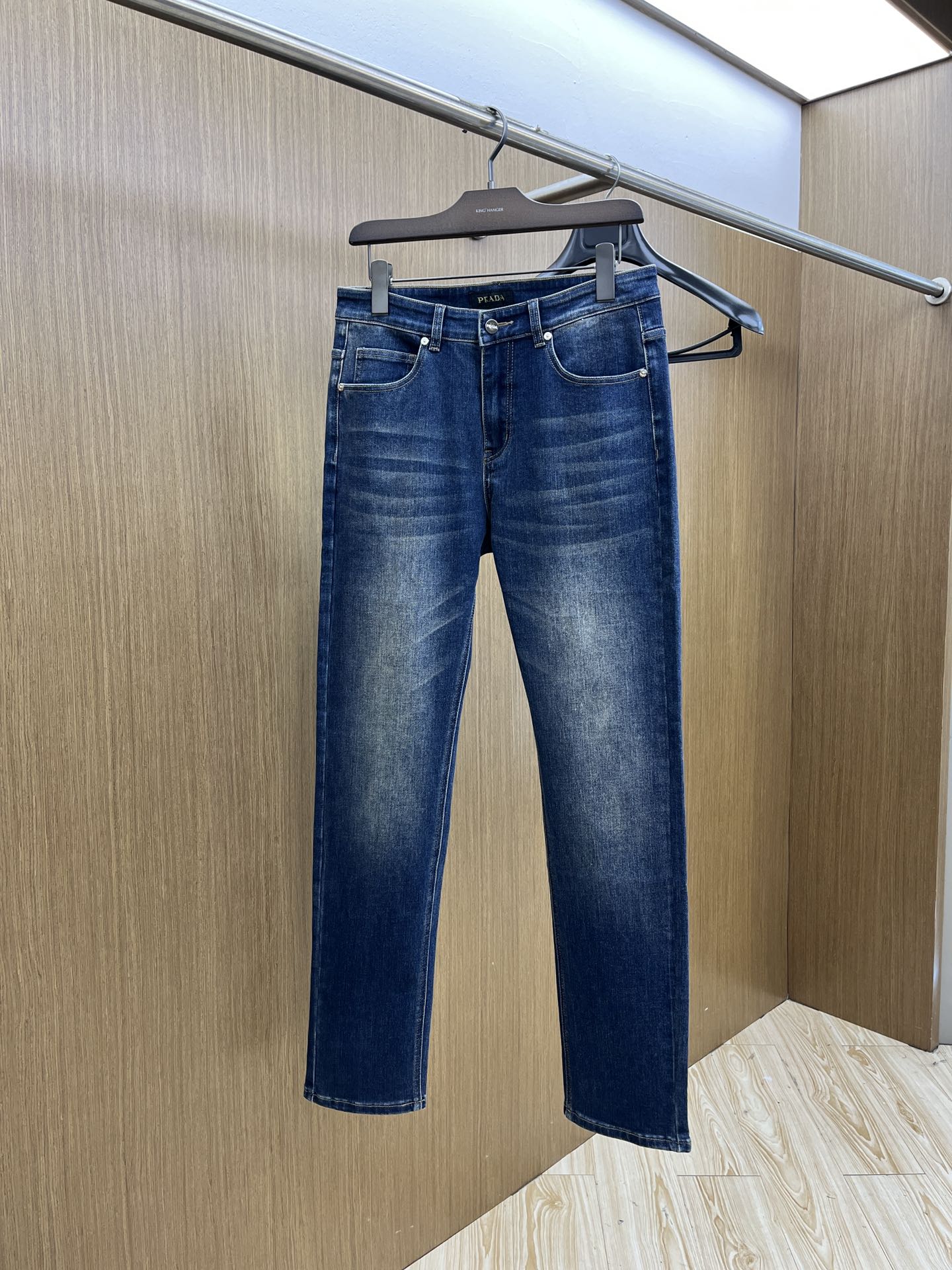 秋冬 PD 🔥🔥高端定制、25SS秋冬最新款牛仔裤 柜台同步发售 进口固色面料 原版定制复刻 客供五金辅