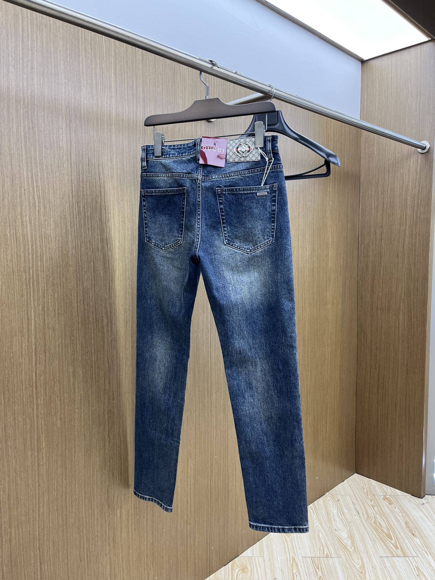 秋冬 Guc 🔥🔥高端定制、25SS秋冬最新款牛仔裤 柜台同步发售 进口固色面料 原版定制复刻 客供五金
