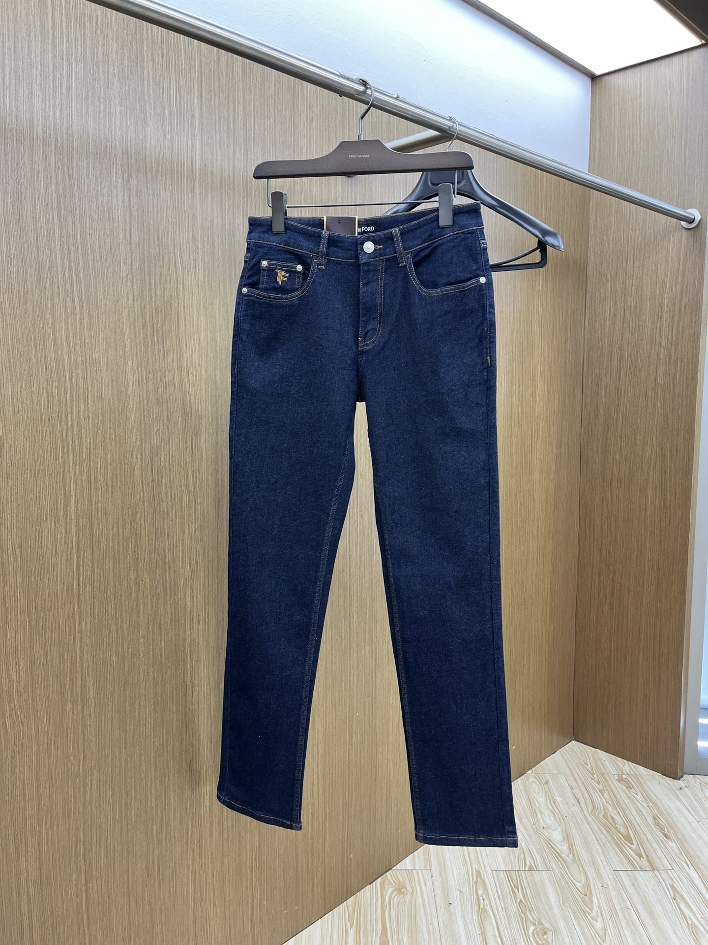 秋冬 TF 🔥🔥高端定制、25SS秋冬最新款牛仔裤 柜台同步发售 进口固色面料 原版定制复刻 客供五金辅