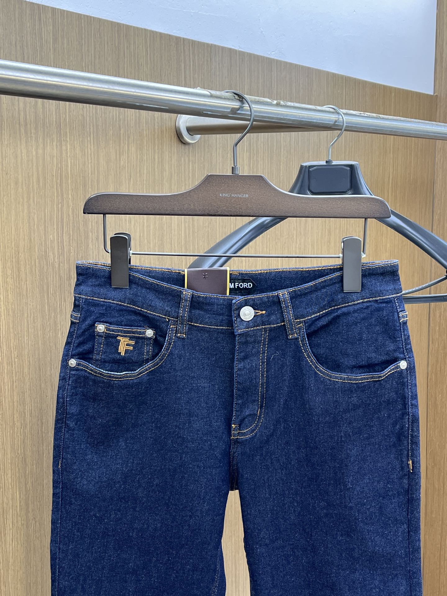 秋冬 TF 🔥🔥高端定制、25SS秋冬最新款牛仔裤 柜台同步发售 进口固色面料 原版定制复刻 客供五金辅