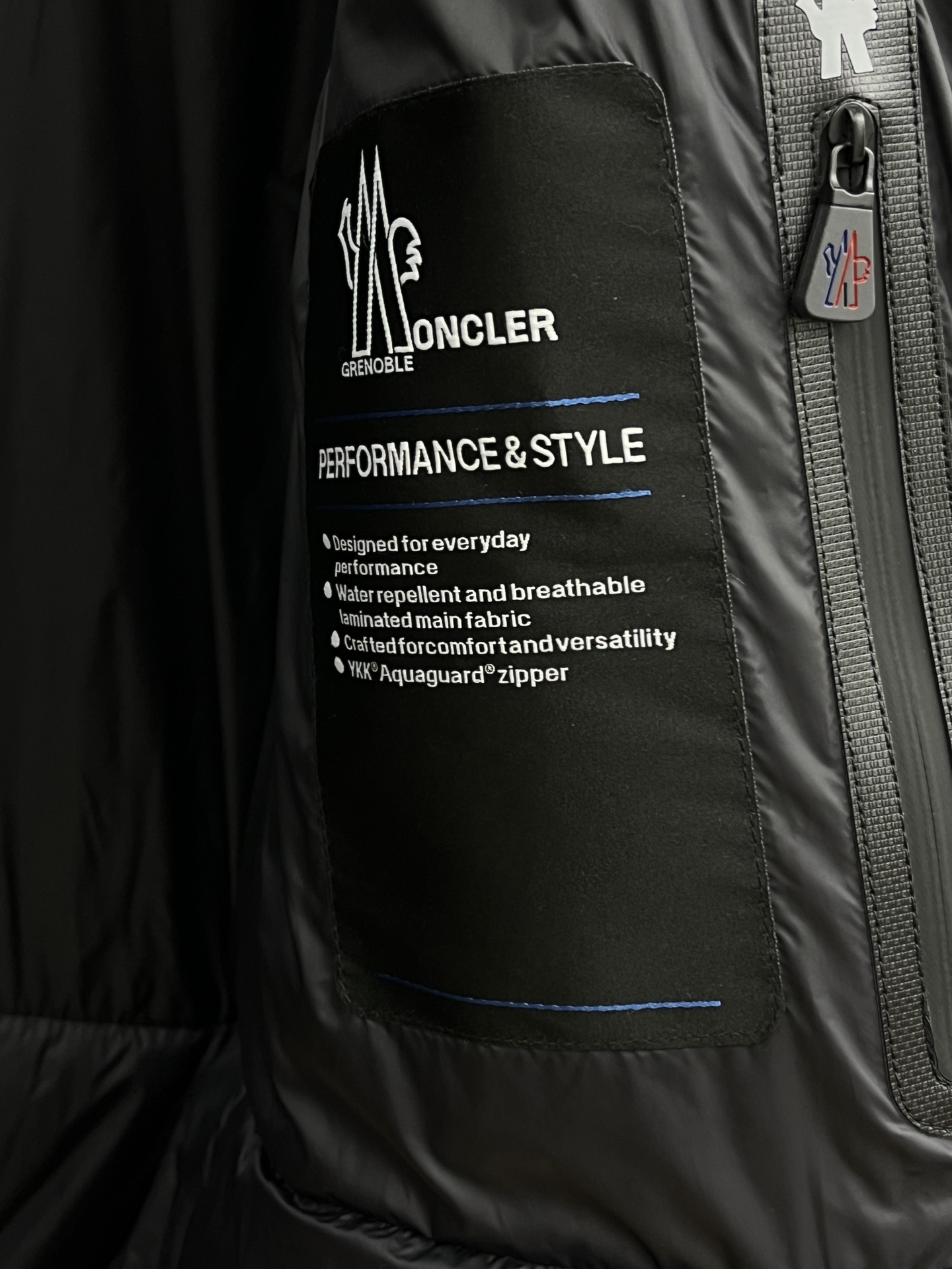 价格修正 秋冬羽绒 Moncler Montgetech高端男士短款羽绒.柜台2w开外的高端单品.面料真