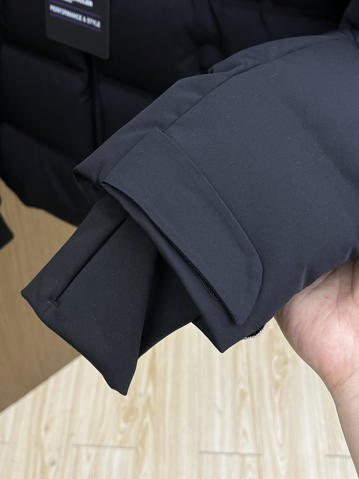 价格修正 秋冬羽绒 Moncler Montgetech高端男士短款羽绒.柜台2w开外的高端单品.面料真