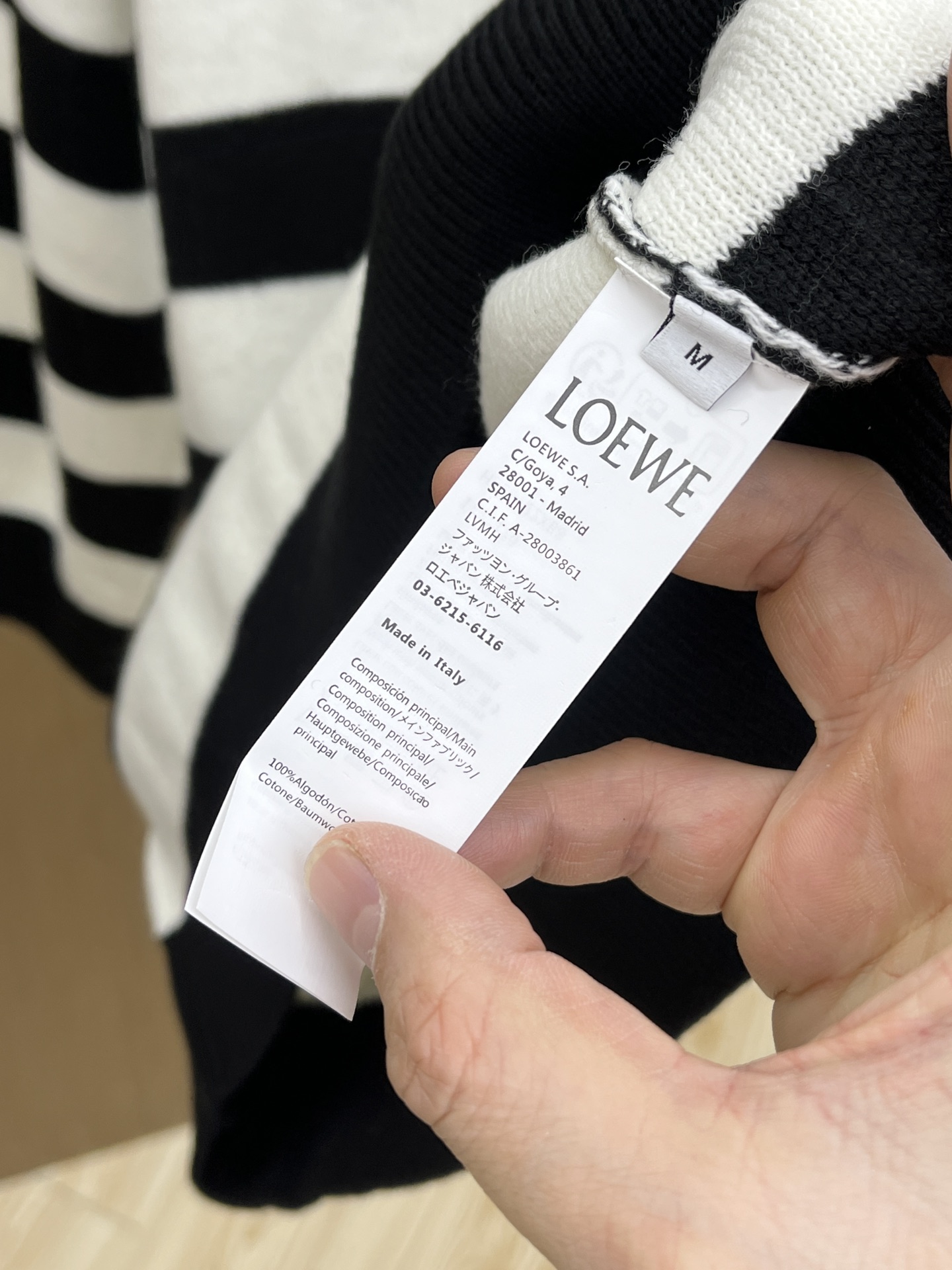 秋冬 loe 🔥🔥毛衣 2025秋冬最新系列，专柜1:1顶级复刻，全品相！加厚款，时下最流行的老钱风，老