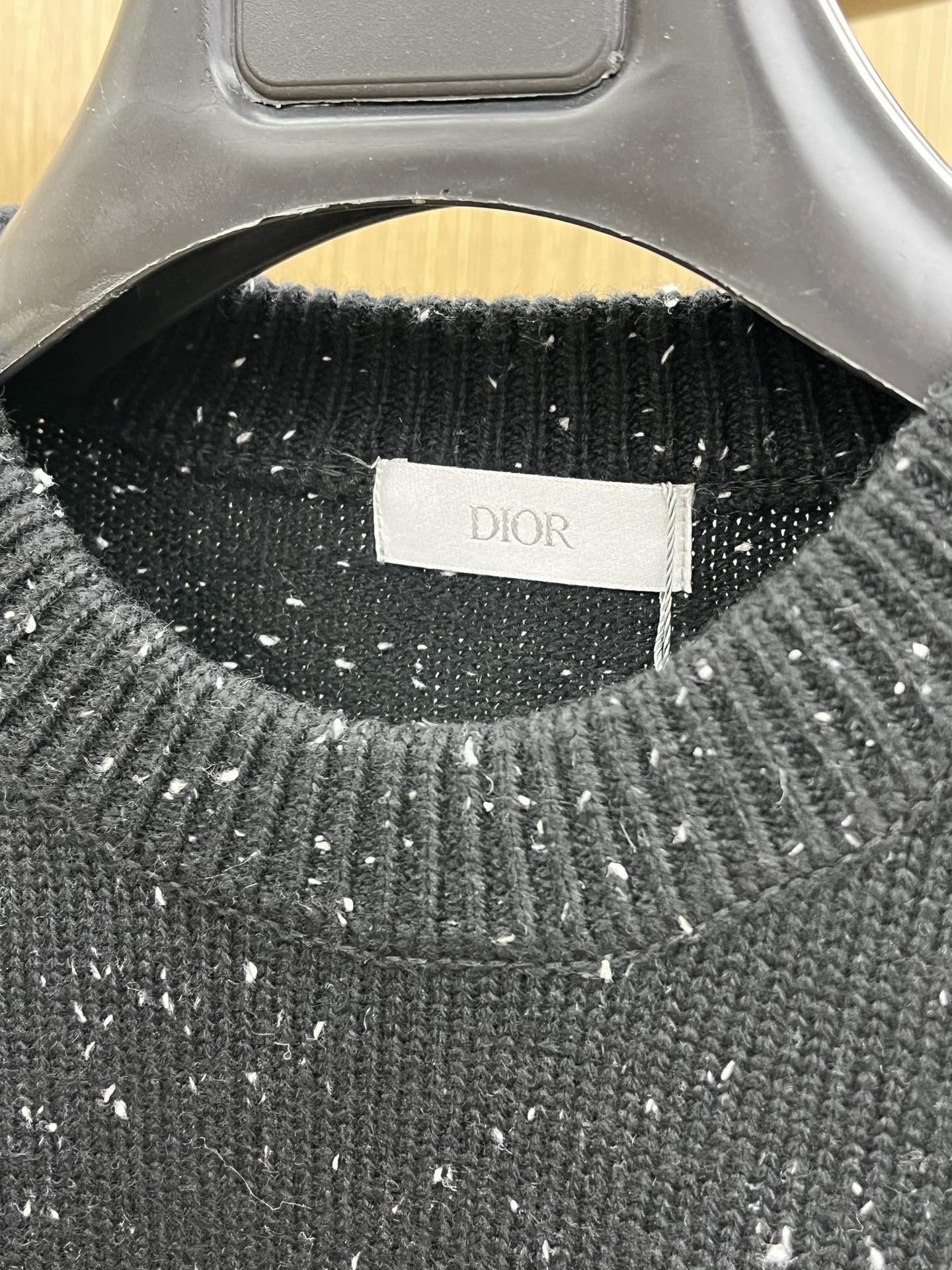 秋冬 CD 🔥🔥毛衣 2025秋冬最新系列，专柜1:1顶级复刻，全品相！加厚款，时下最流行的老钱风，老板