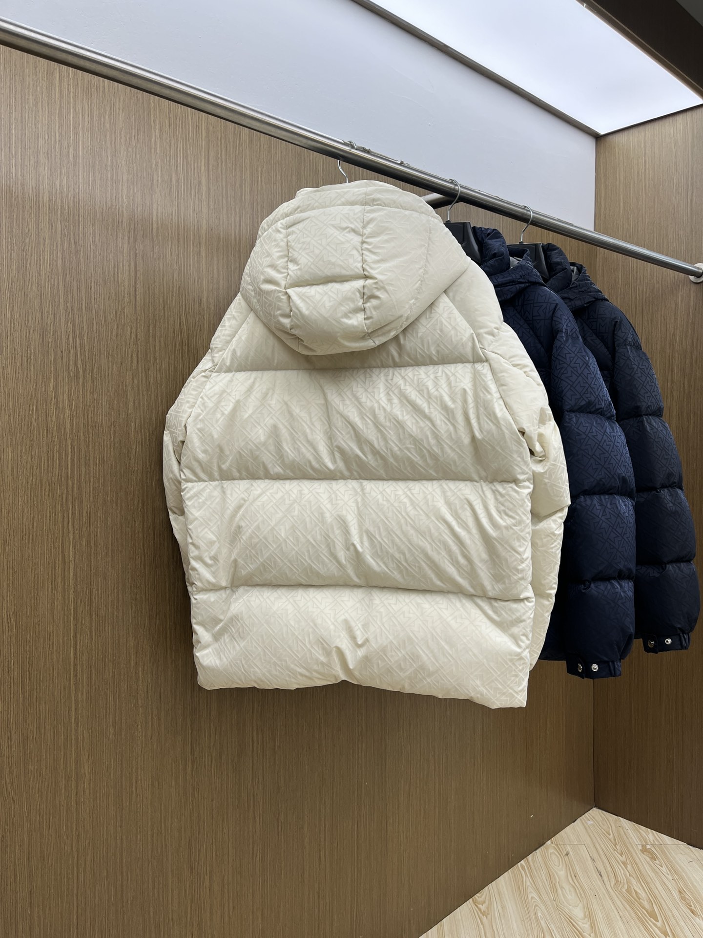 秋冬羽绒 Mon 🔥🔥羽绒服2025最新款时尚连帽保暖羽绒外套.（帽子可拆卸）处处细节显工艺足够的高级 