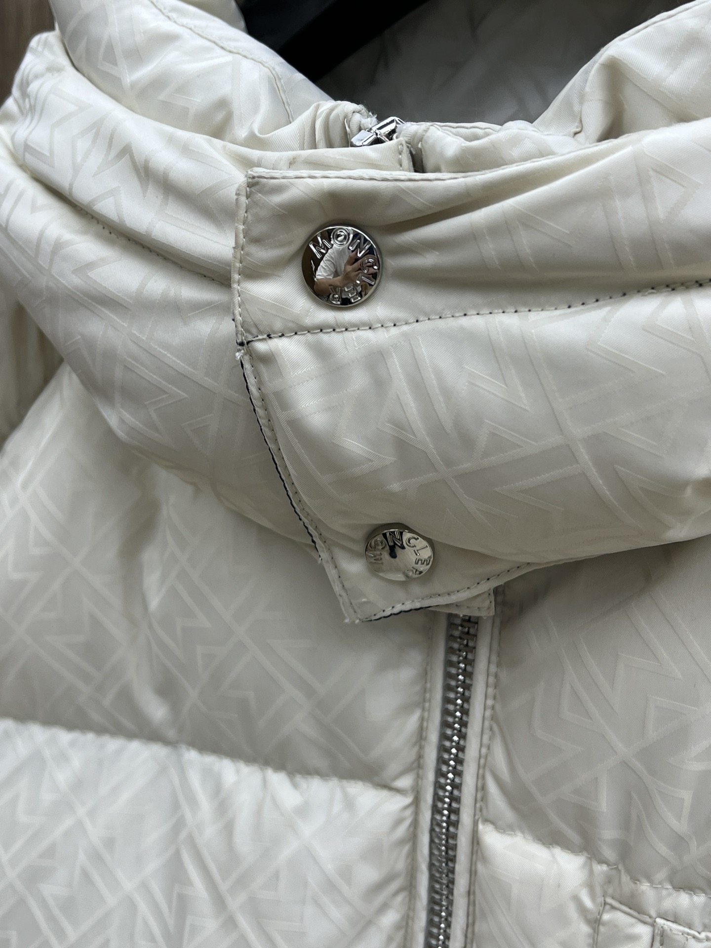 秋冬羽绒 Mon 🔥🔥羽绒服2025最新款时尚连帽保暖羽绒外套.（帽子可拆卸）处处细节显工艺足够的高级 