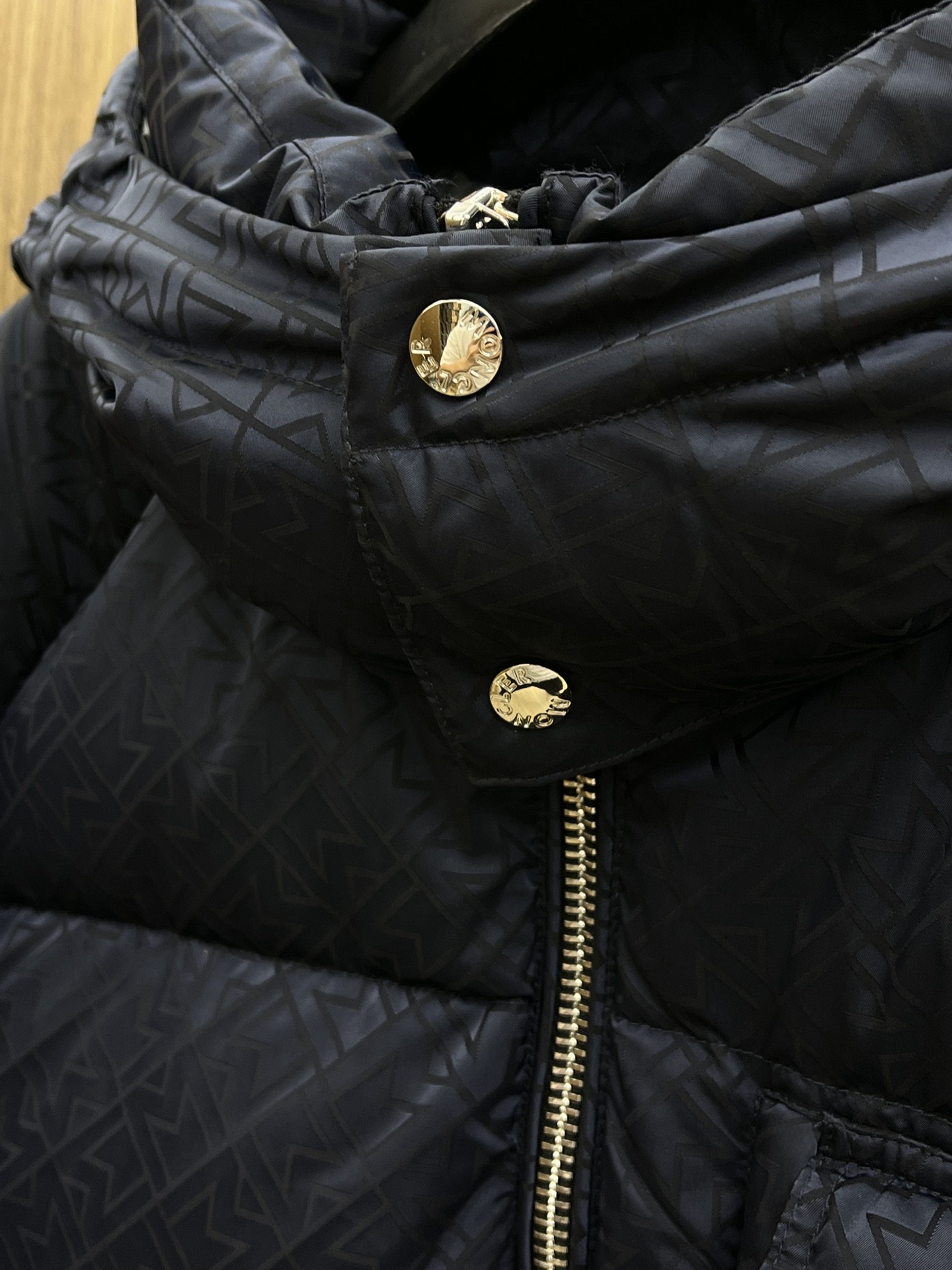 秋冬羽绒 Mon 🔥🔥羽绒服2025最新款时尚连帽保暖羽绒外套.（帽子可拆卸）处处细节显工艺足够的高级 