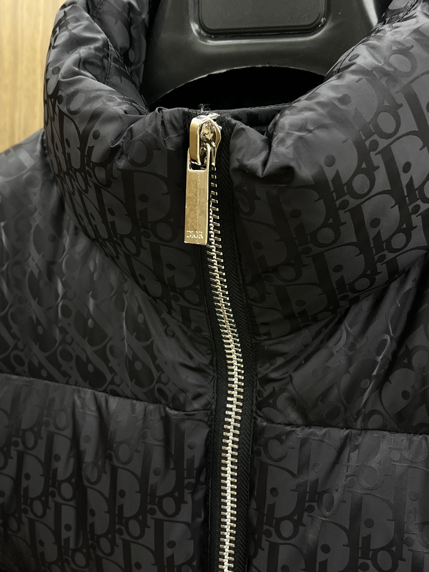 秋冬羽绒 CD 🔥🔥GW独家专供秋冬新款羽绒服。立领设计 贸易公司渠道稀出，降温天气必备的保暖单品，不论