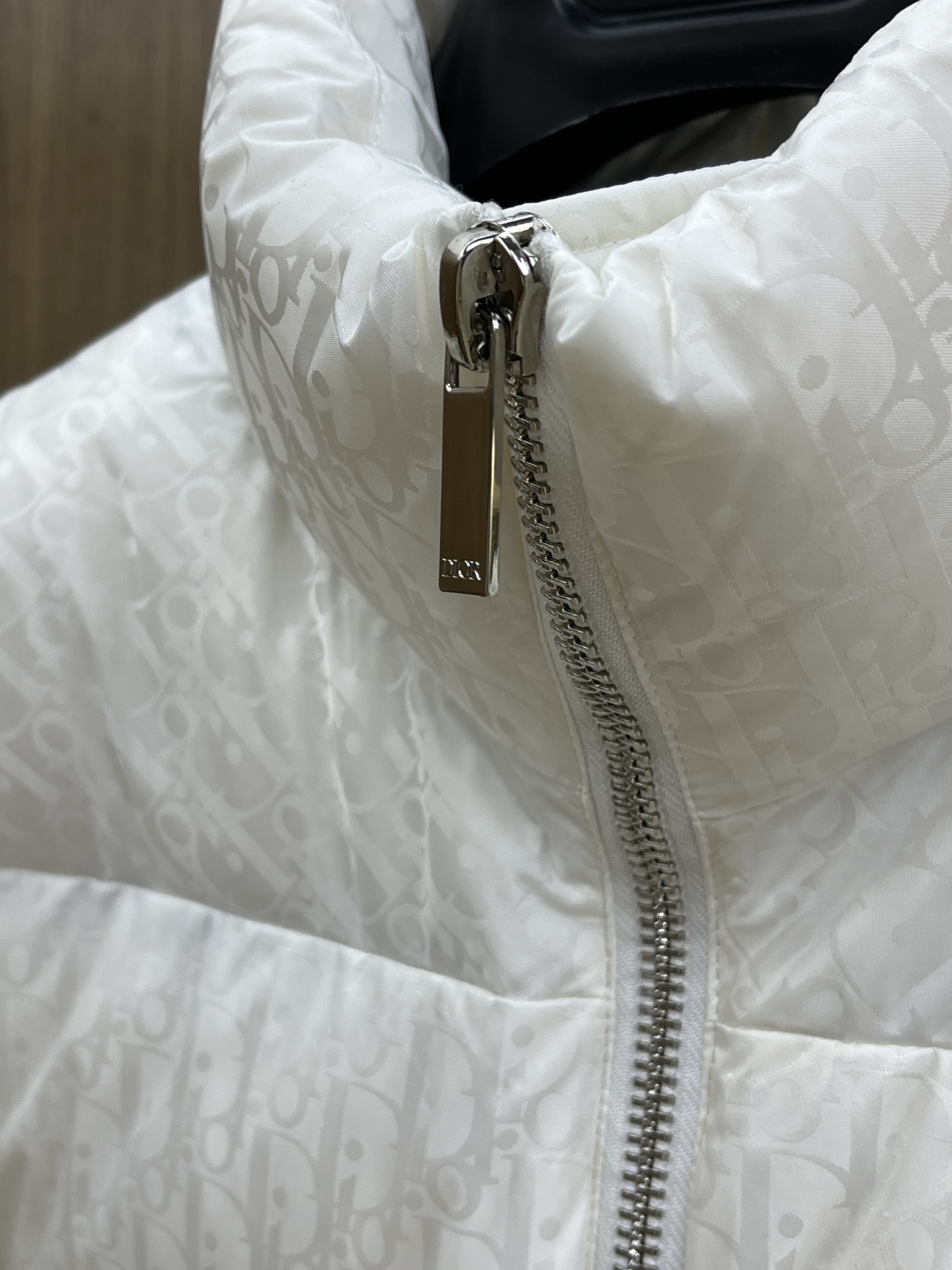 秋冬羽绒 CD 🔥🔥GW独家专供秋冬新款羽绒服。立领设计 贸易公司渠道稀出，降温天气必备的保暖单品，不论