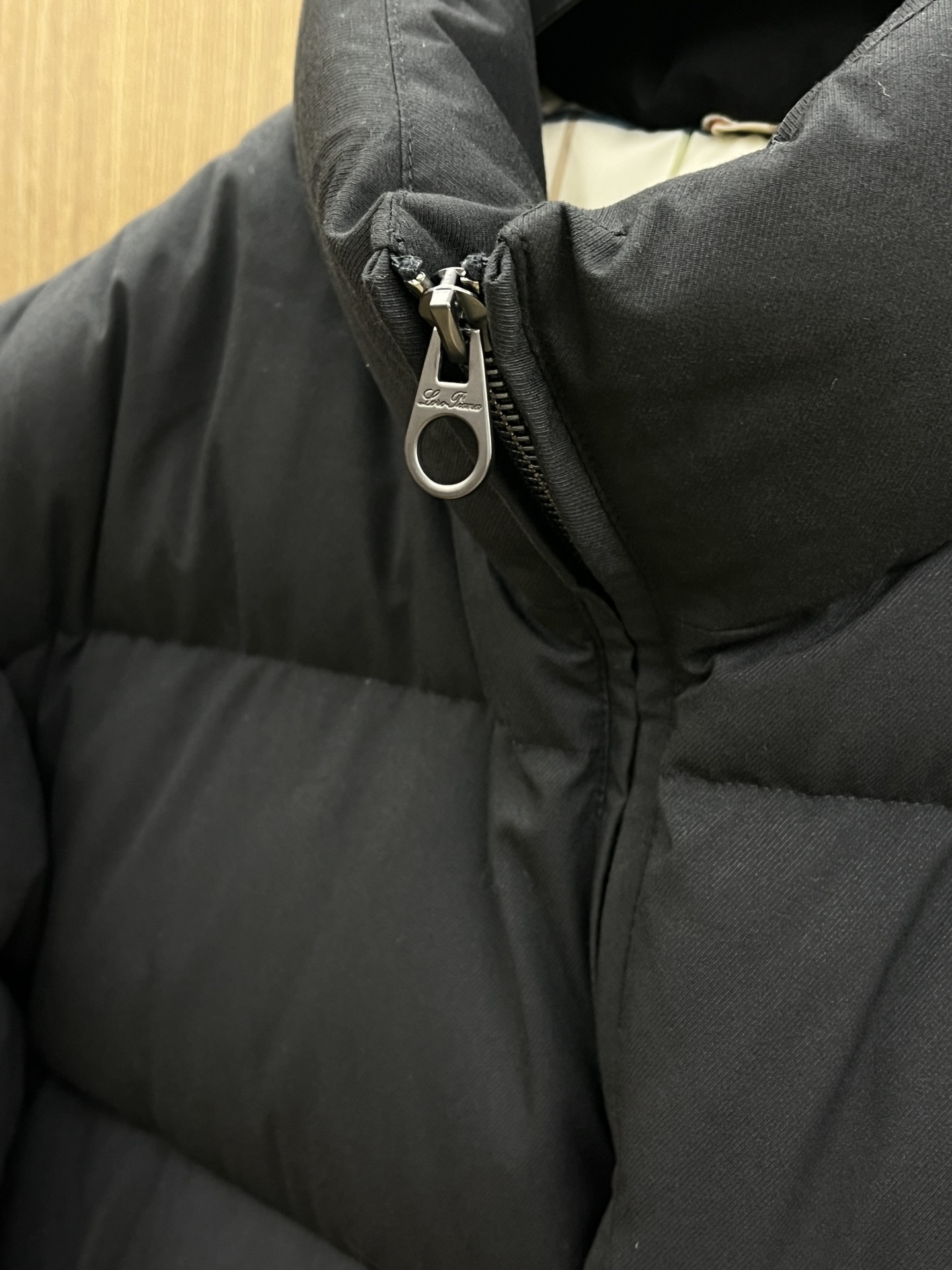 秋冬羽绒 lP🆕 🔥🔥GW独家专供秋冬新款羽绒服。立领设计 贸易公司渠道稀出，降温天气必备的保暖单品，不