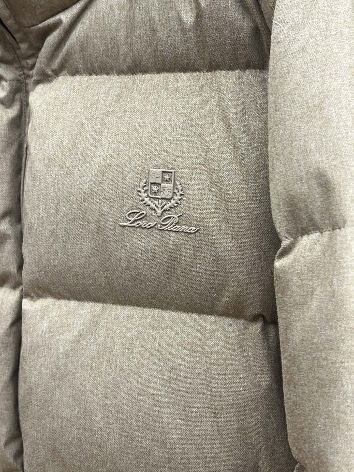 秋冬羽绒 lP🆕 🔥🔥GW独家专供秋冬新款羽绒服。立领设计 贸易公司渠道稀出，降温天气必备的保暖单品，不