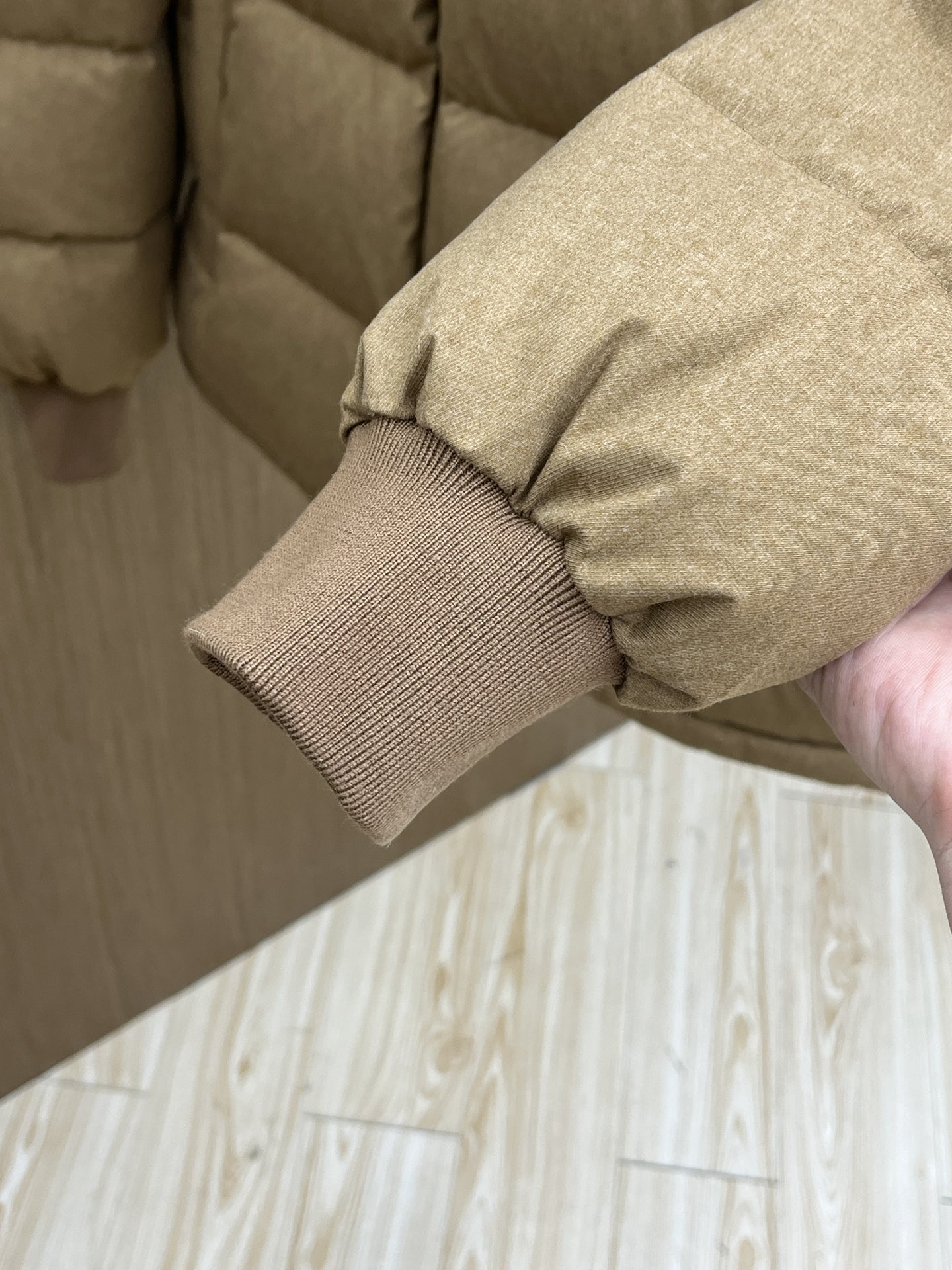 秋冬羽绒 lP🆕 🔥🔥GW独家专供秋冬新款羽绒服。立领设计 贸易公司渠道稀出，降温天气必备的保暖单品，不