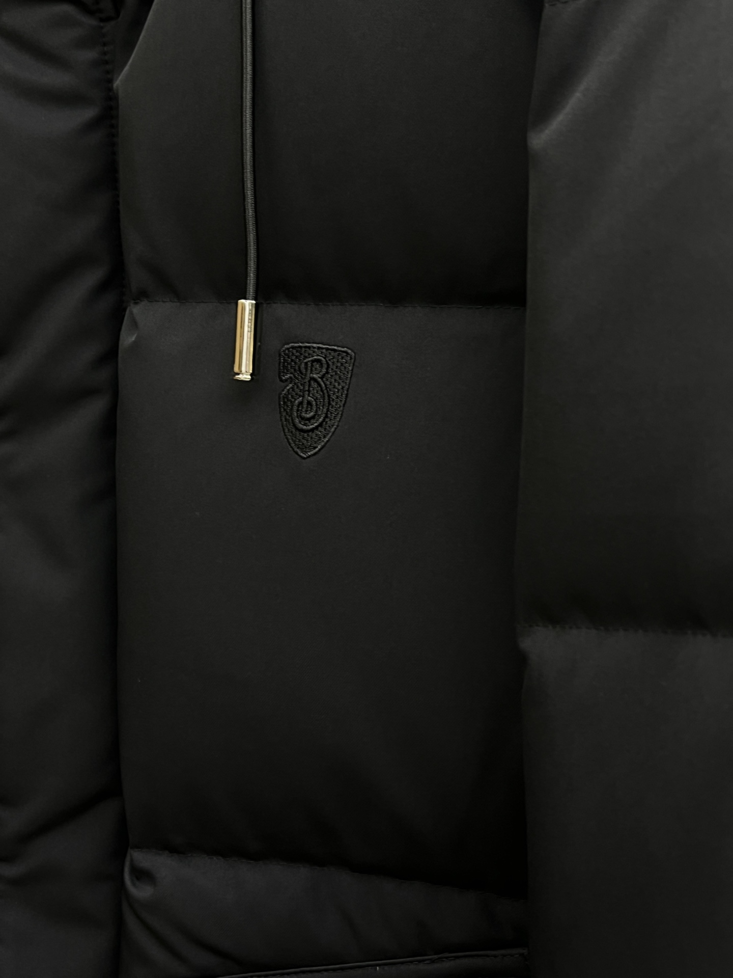 秋冬羽绒 BBR 🔥🔥GW独家专供秋冬新款羽绒服。连帽设计 贸易公司渠道稀出，降温天气必备的保暖单品，不