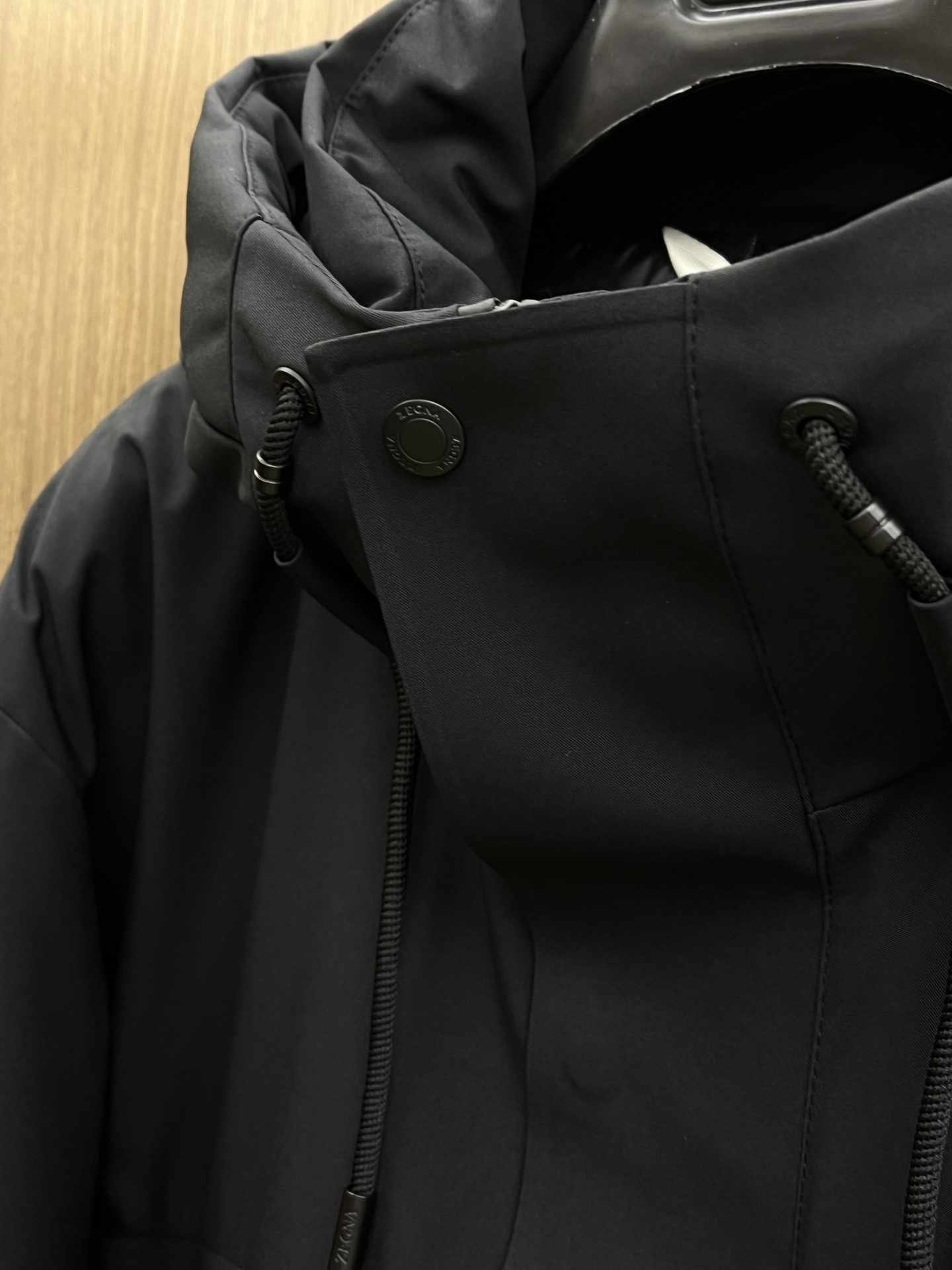 秋冬羽绒 ZZ 🔥🔥GW独家专供秋冬新款羽绒服。连帽设计 贸易公司渠道稀出，降温天气必备的保暖单品，不论