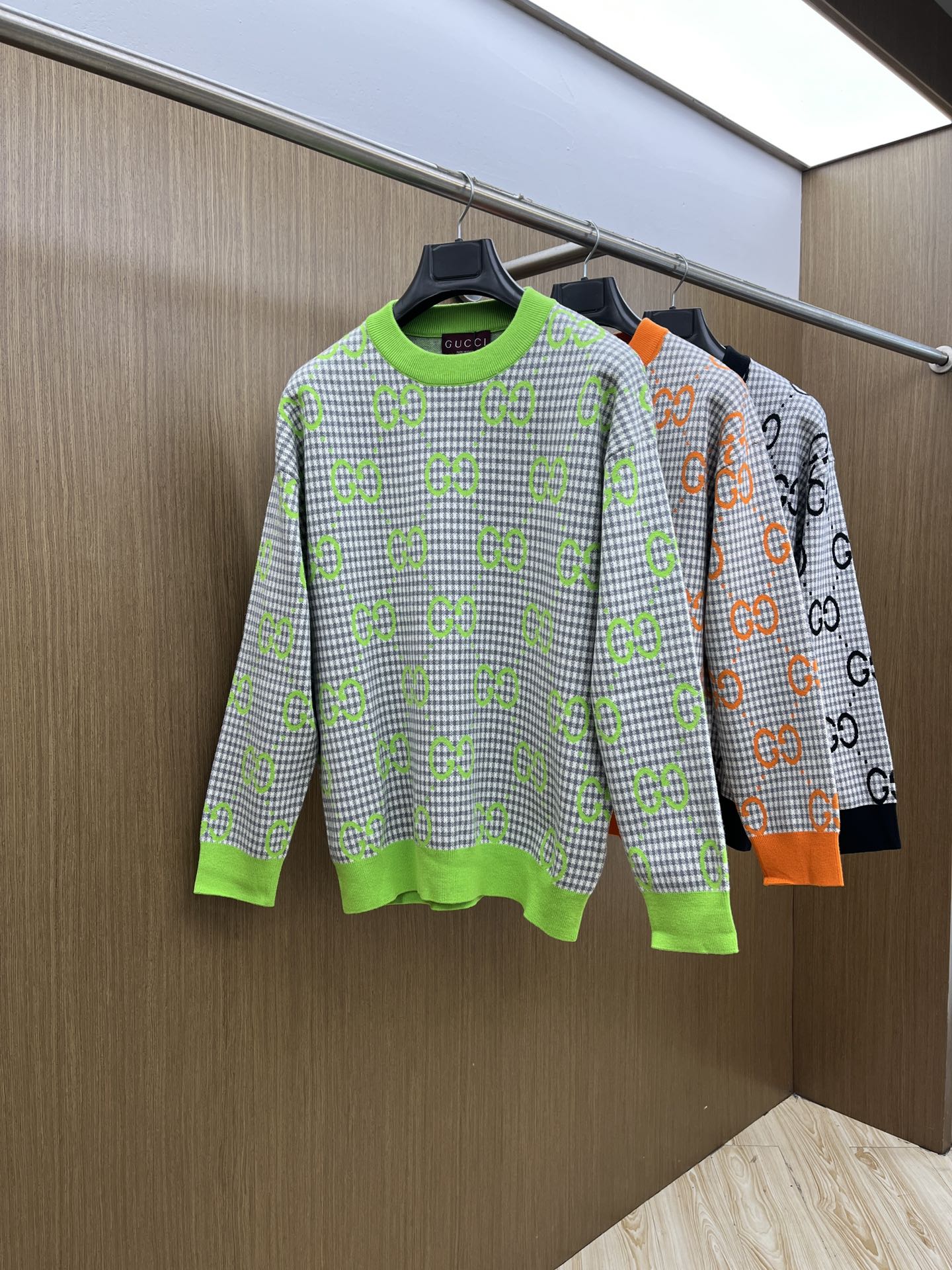秋冬 Guc 🔥🔥毛衣 2025秋冬最新系列，专柜1:1顶级复刻，全品相！加厚款，时下最流行的老钱风，老