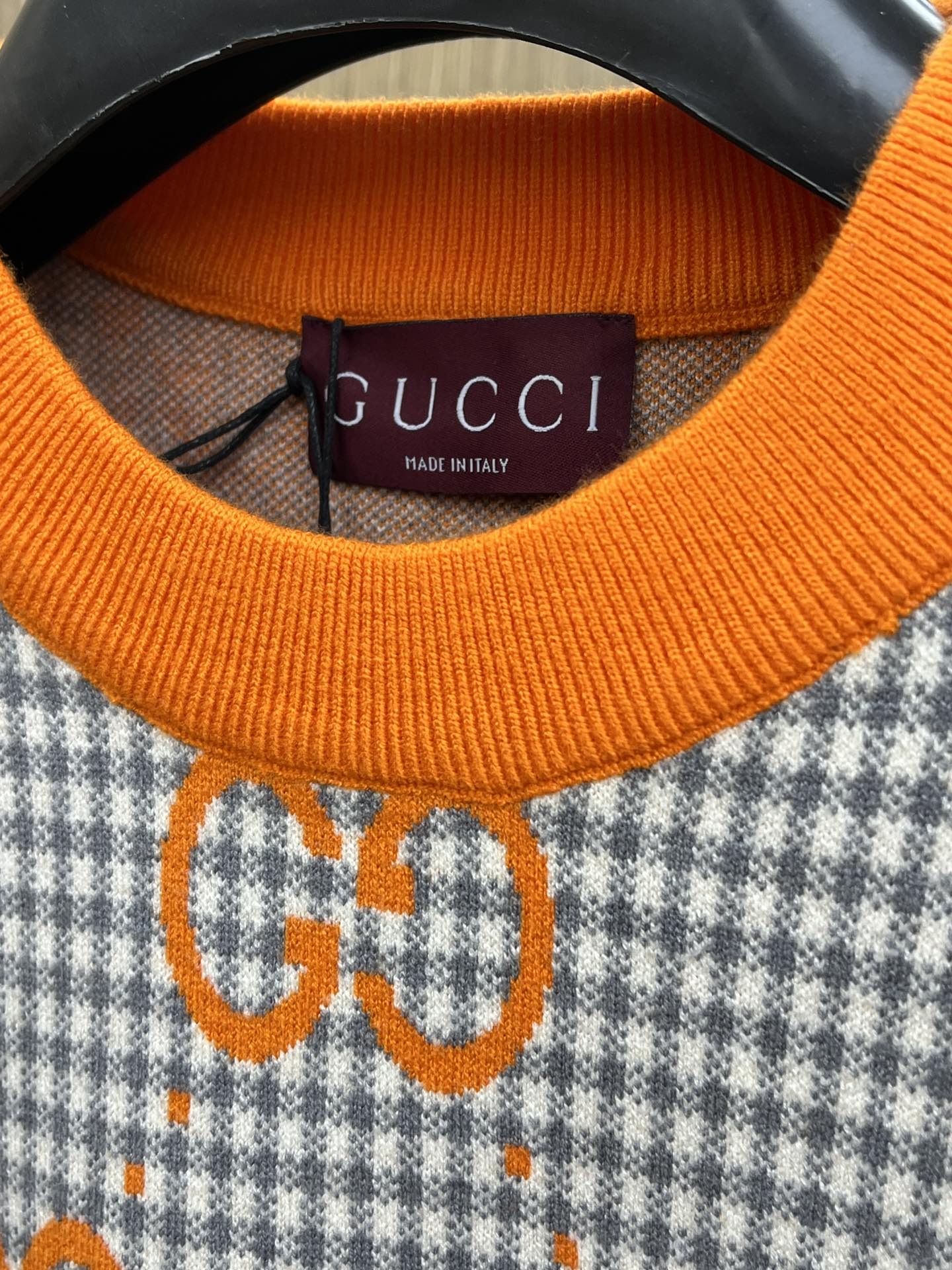 秋冬 Guc 🔥🔥毛衣 2025秋冬最新系列，专柜1:1顶级复刻，全品相！加厚款，时下最流行的老钱风，老