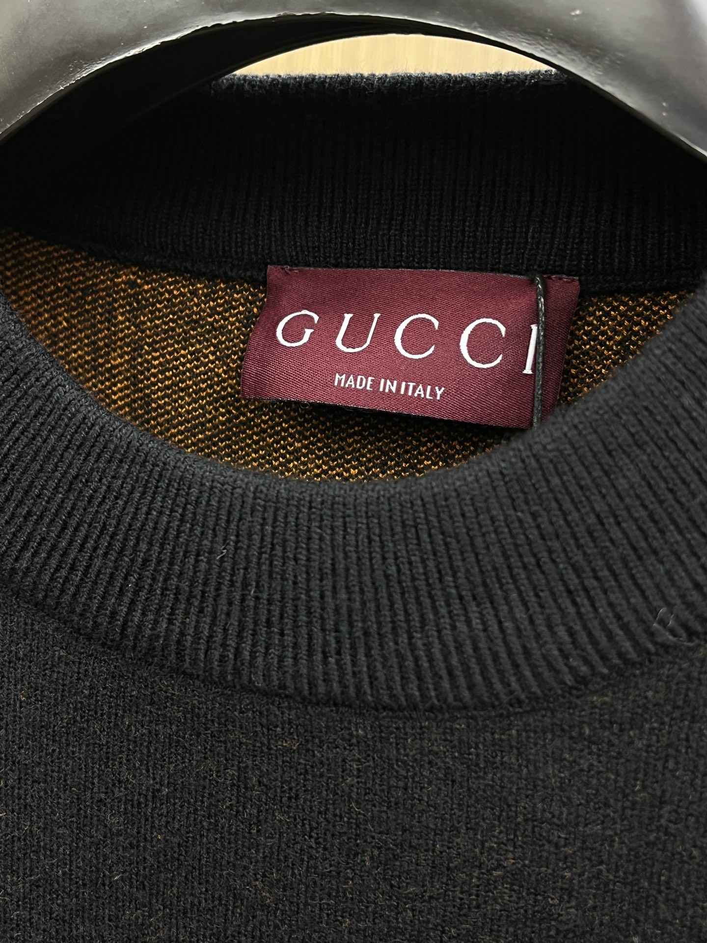 秋冬 Guc 🔥🔥毛衣 2025秋冬最新系列，专柜1:1顶级复刻，全品相！加厚款，时下最流行的老钱风，老