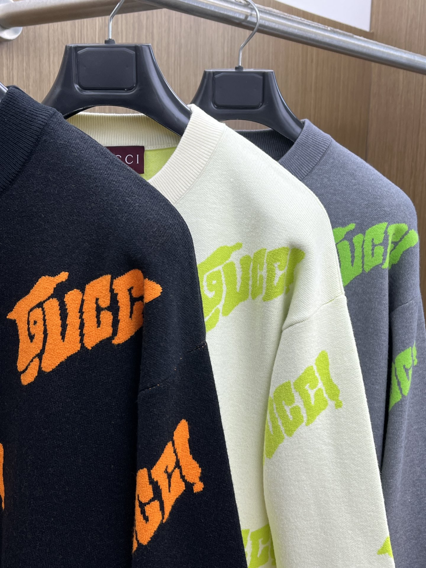 秋冬 Guc 🔥🔥毛衣 2025秋冬最新系列，专柜1:1顶级复刻，全品相！加厚款，时下最流行的老钱风，老