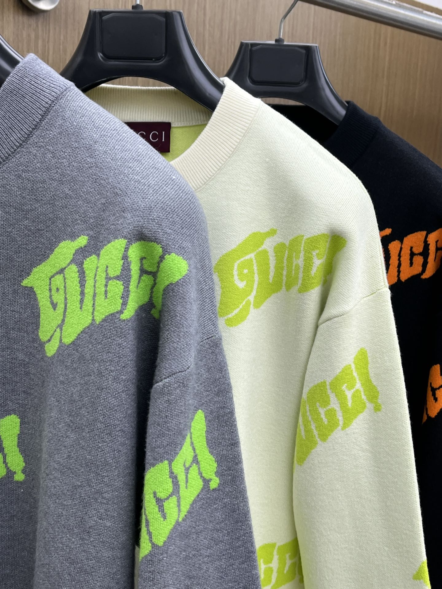 秋冬 Guc 🔥🔥毛衣 2025秋冬最新系列，专柜1:1顶级复刻，全品相！加厚款，时下最流行的老钱风，老