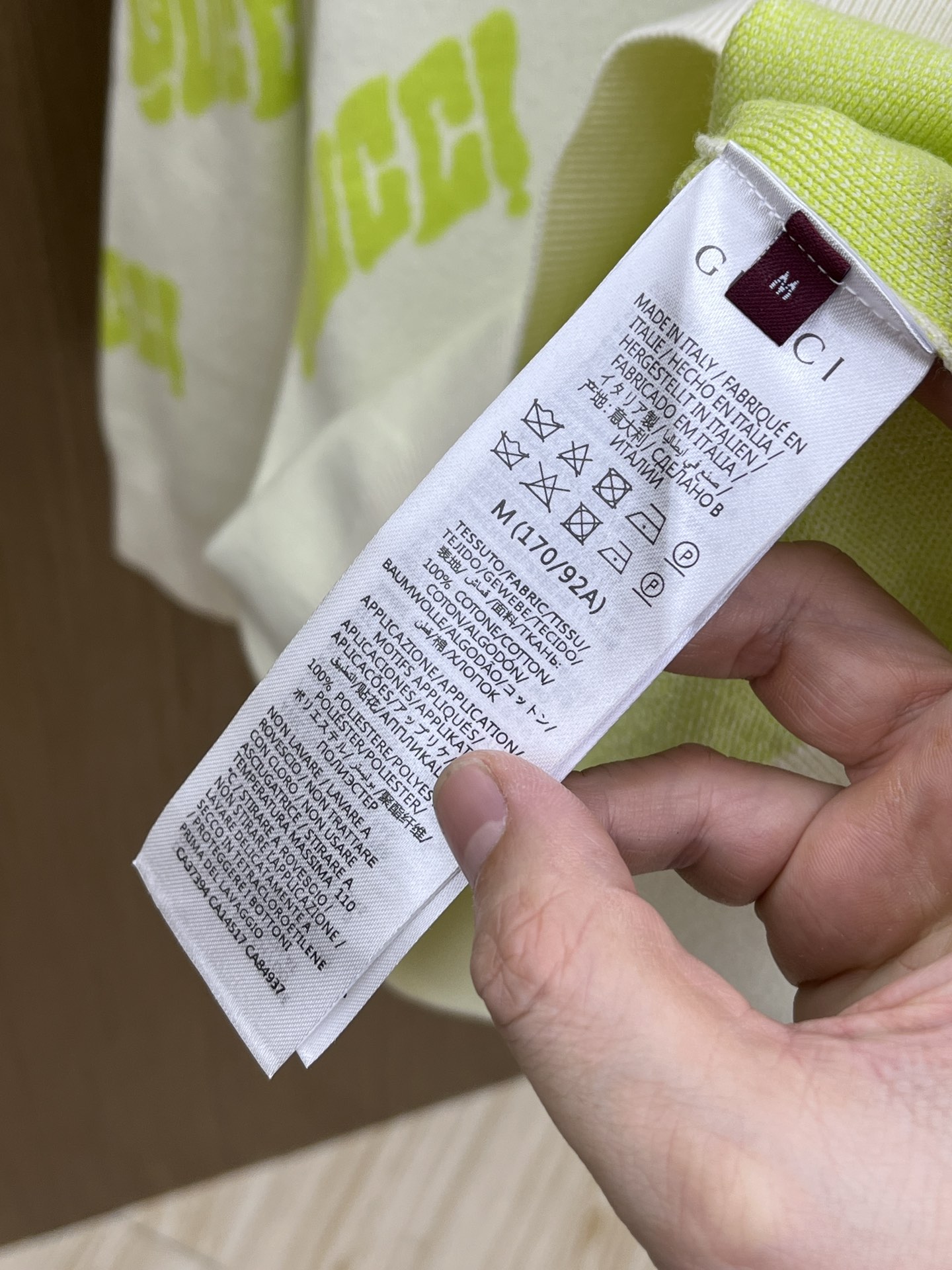 秋冬 Guc 🔥🔥毛衣 2025秋冬最新系列，专柜1:1顶级复刻，全品相！加厚款，时下最流行的老钱风，老