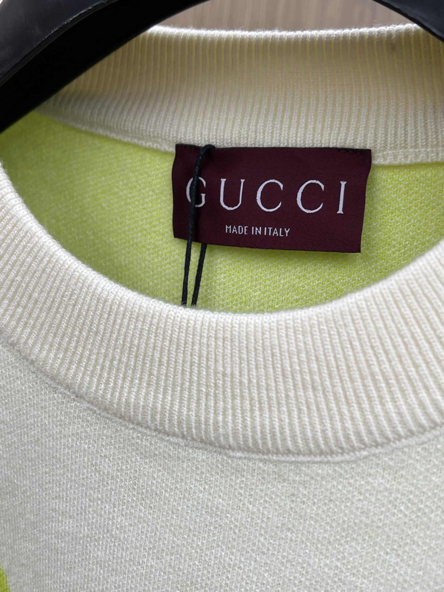 秋冬 Guc 🔥🔥毛衣 2025秋冬最新系列，专柜1:1顶级复刻，全品相！加厚款，时下最流行的老钱风，老