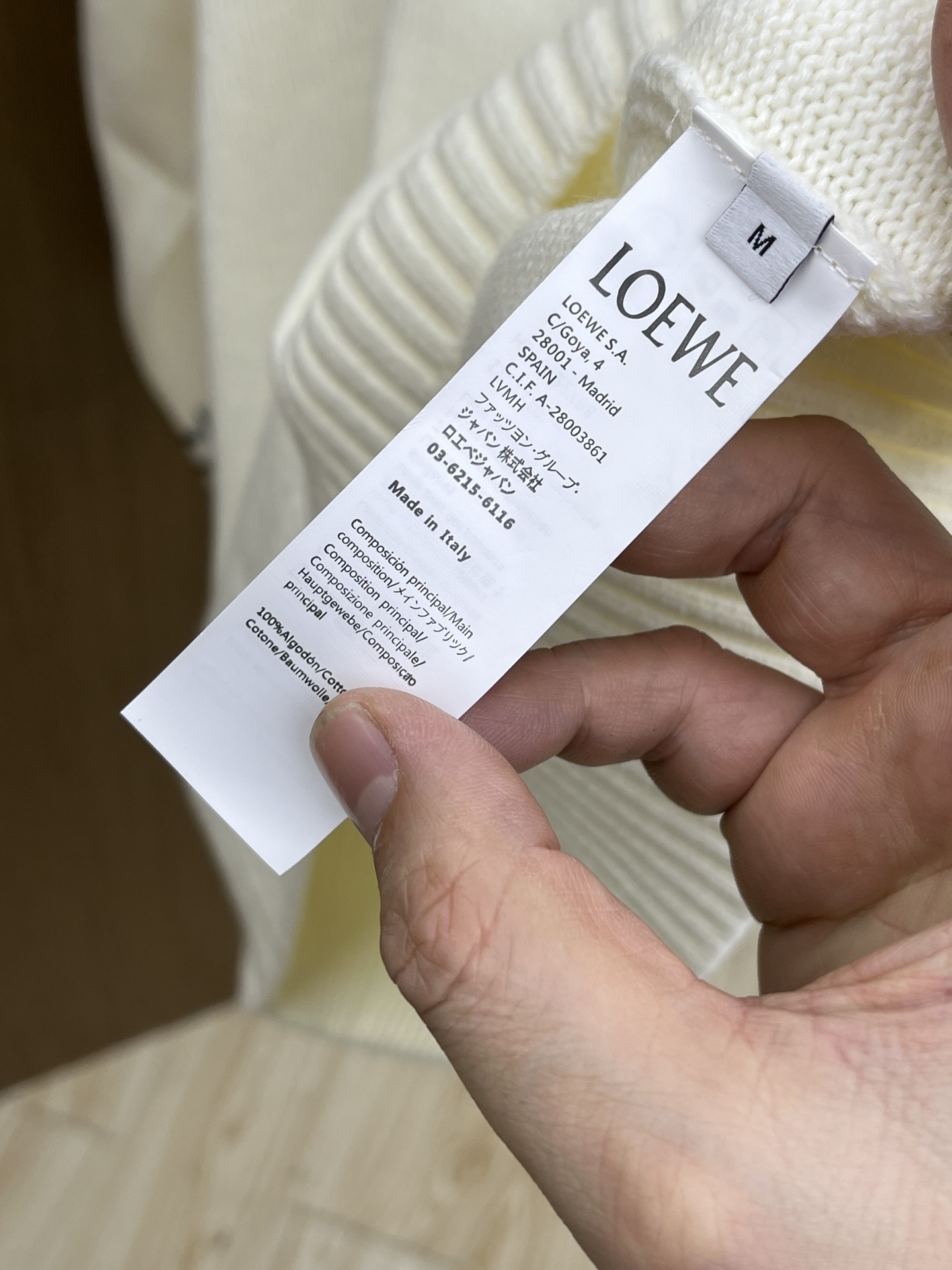 秋冬 Loe 🔥🔥毛衣 2025秋冬最新系列，专柜1:1顶级复刻，全品相！加厚款，时下最流行的老钱风，老