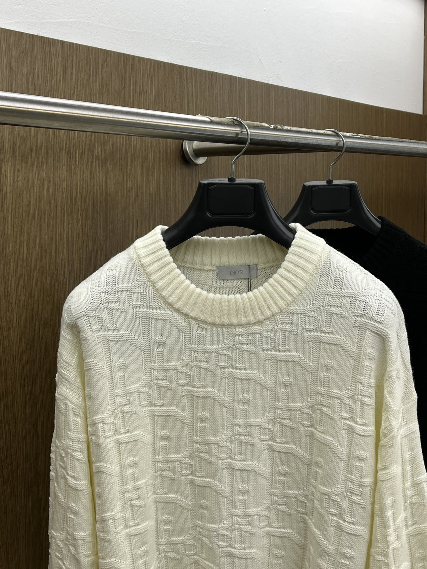 秋冬 CD 🔥🔥毛衣 2025秋冬最新系列，专柜1:1顶级复刻，全品相！加厚款，时下最流行的老钱风，老板