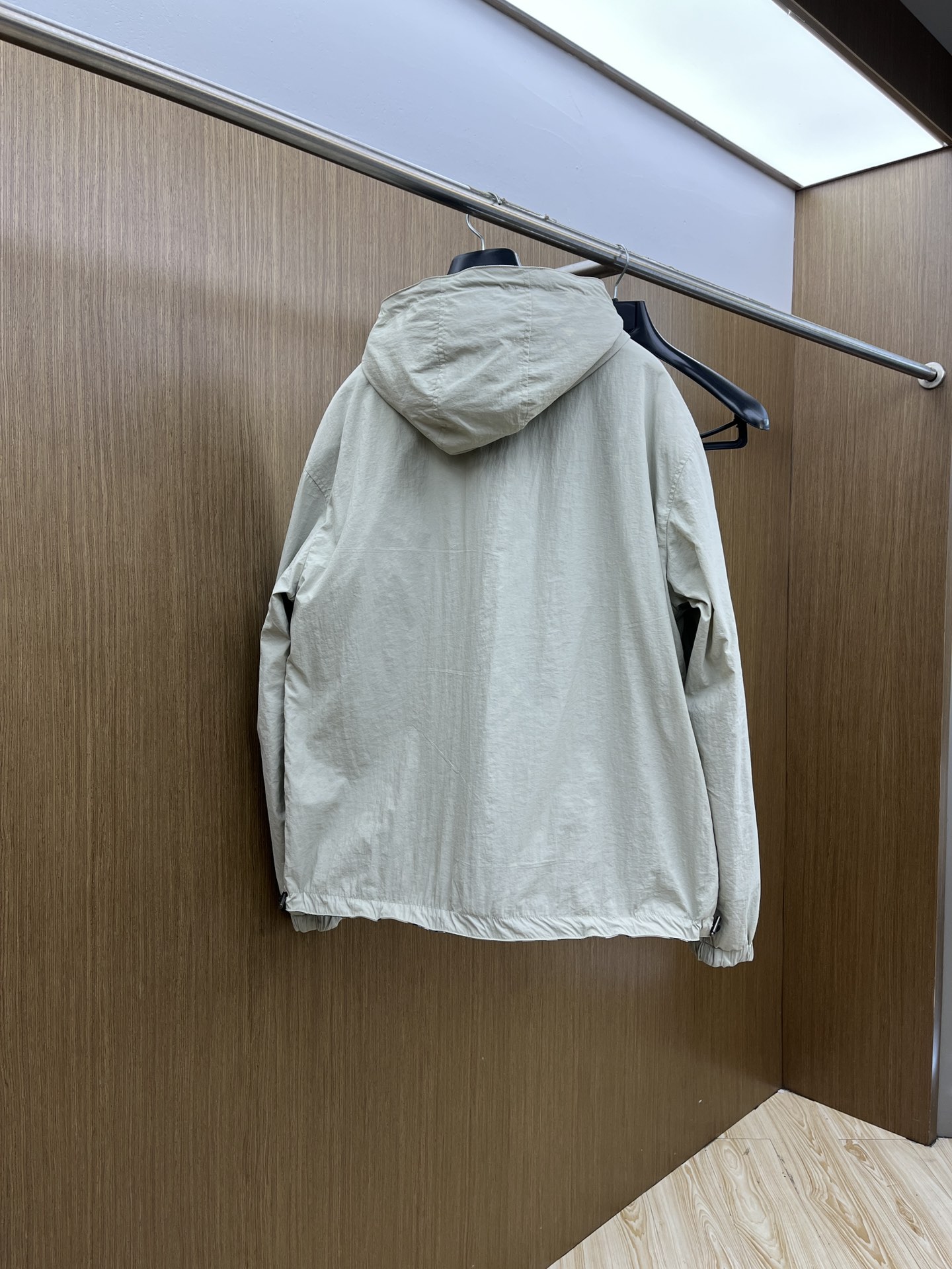 秋冬 BBR 🔥GW新品双面穿连帽夹克外套 品牌LOGO细节科技感、聚酯纤维面料 带弹力穿着舒适、简约时