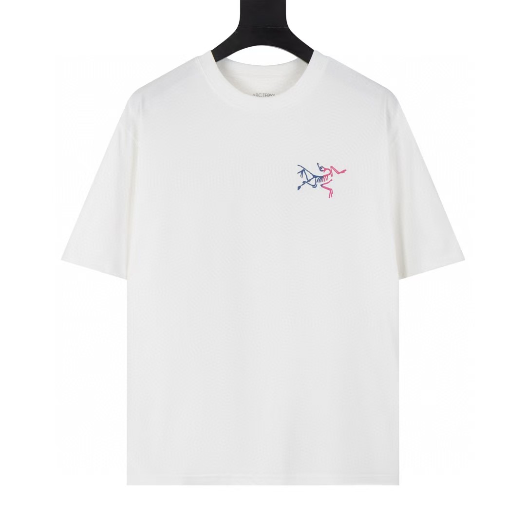 P69💰 634款Arcteryx始祖鸟数码直喷印花纯棉短袖T恤，男女同款，宽松大版型，码数MLXLXXL，颜色：黑色，白色