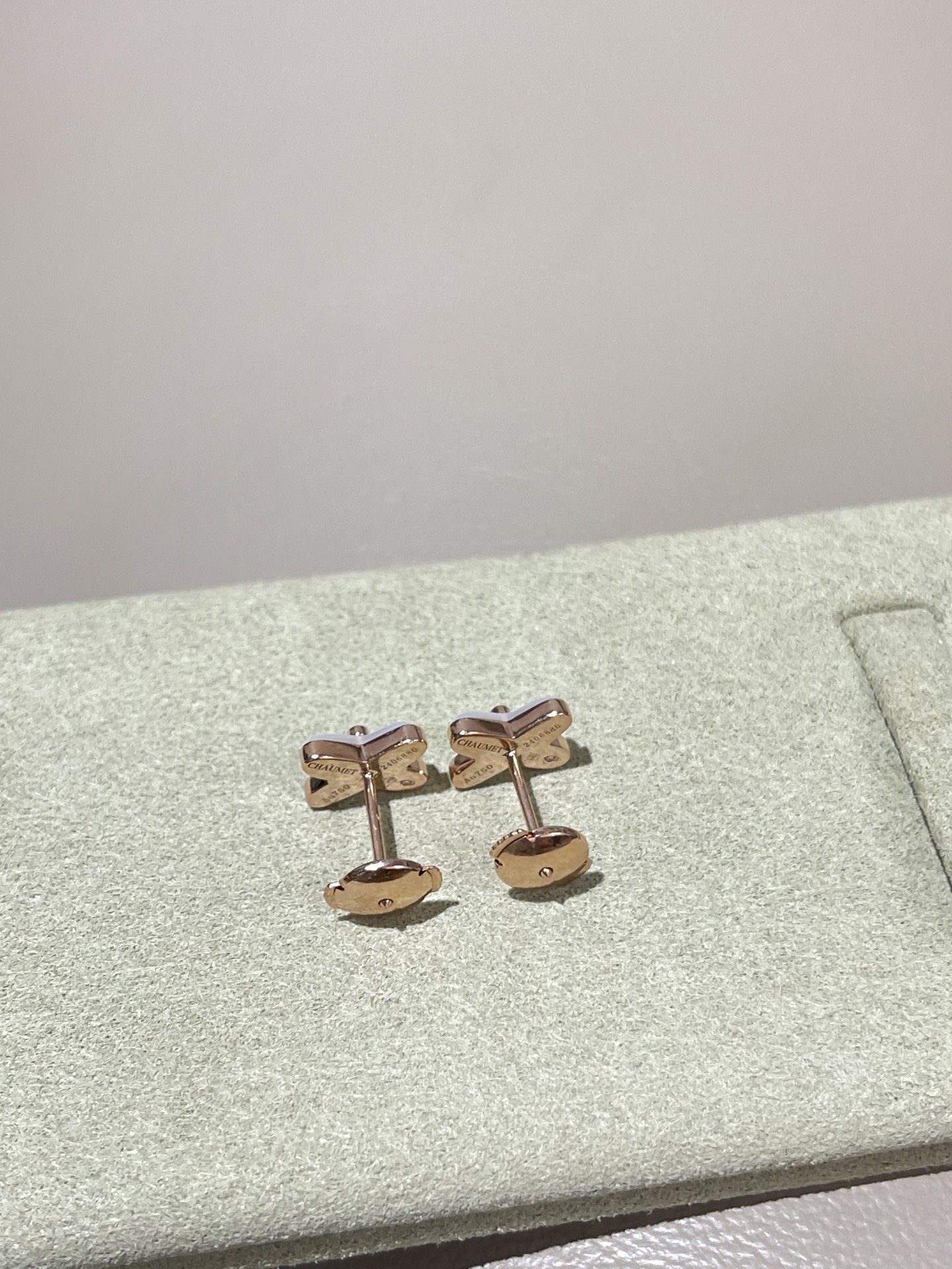 쇼메 화이트 셸 귀걸이 69802 이미지 3
