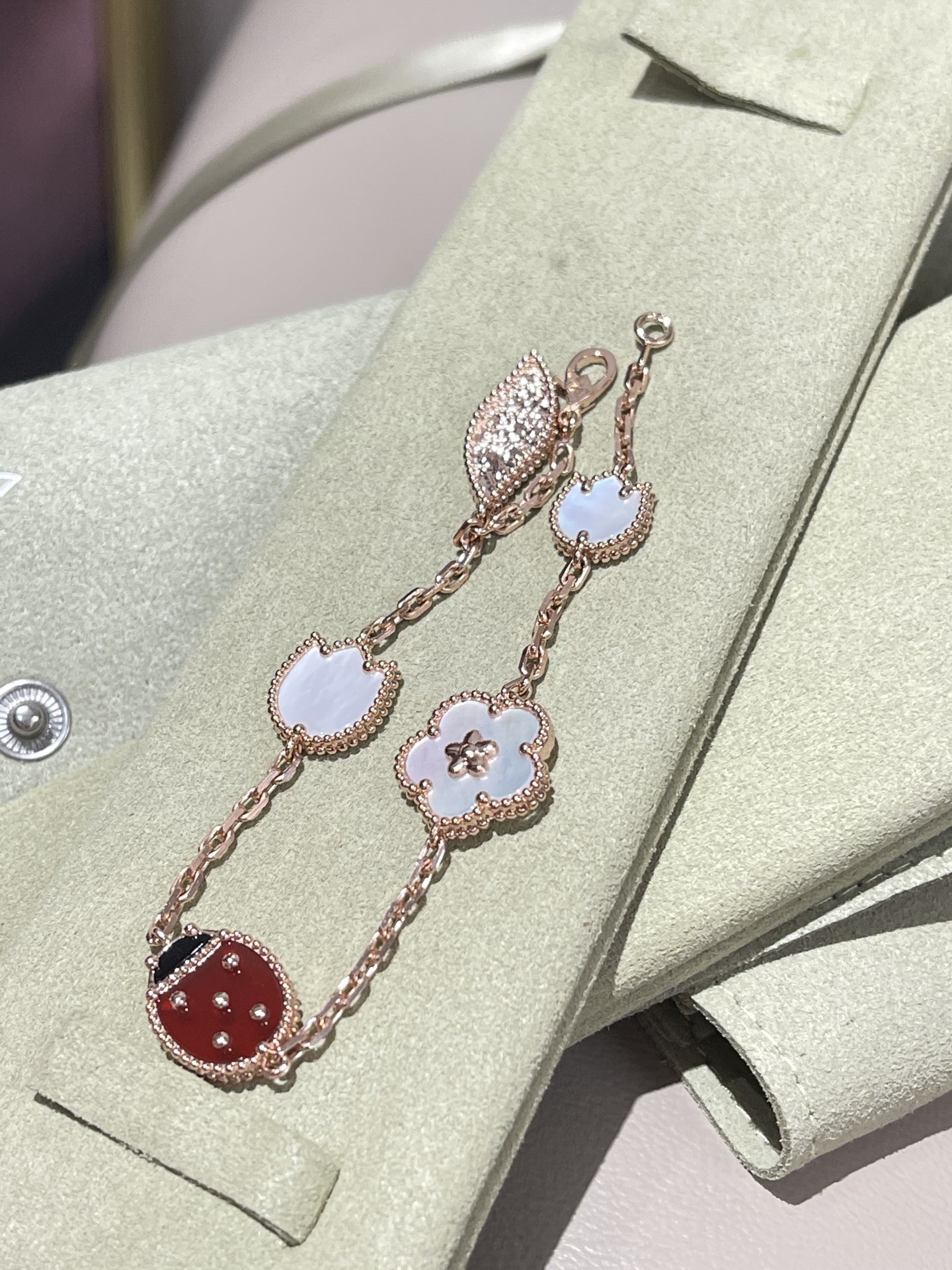 Van Cleef & Arpels Haute Couture Classic Luxury Handbag Shoulder