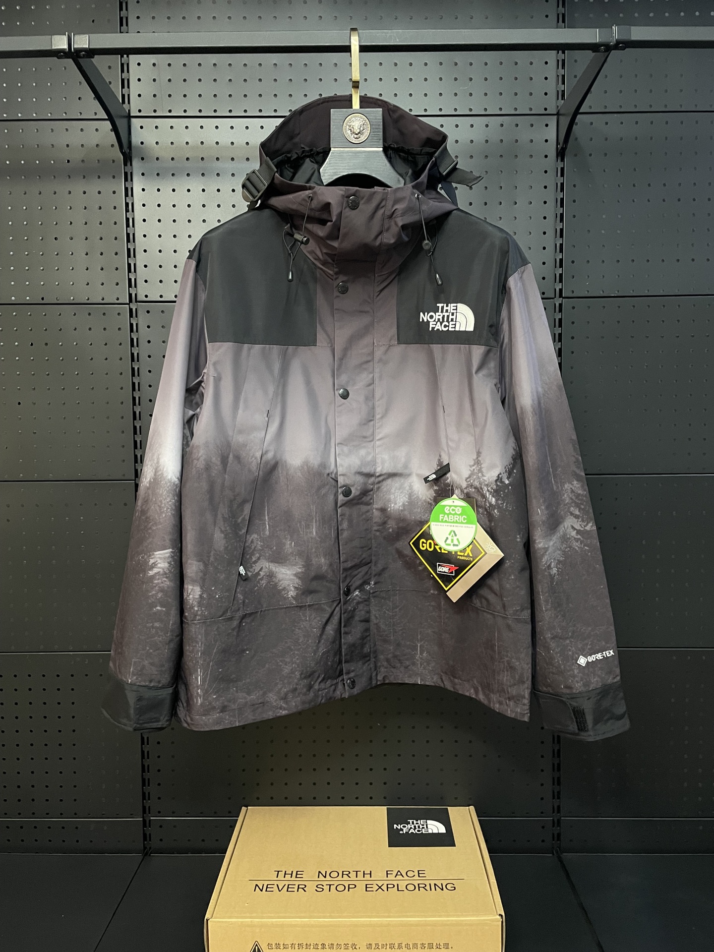 【Versión superior】 the north face | Chaqueta de montaña de edición limitada totalmente sellada de North Face. Colores: …