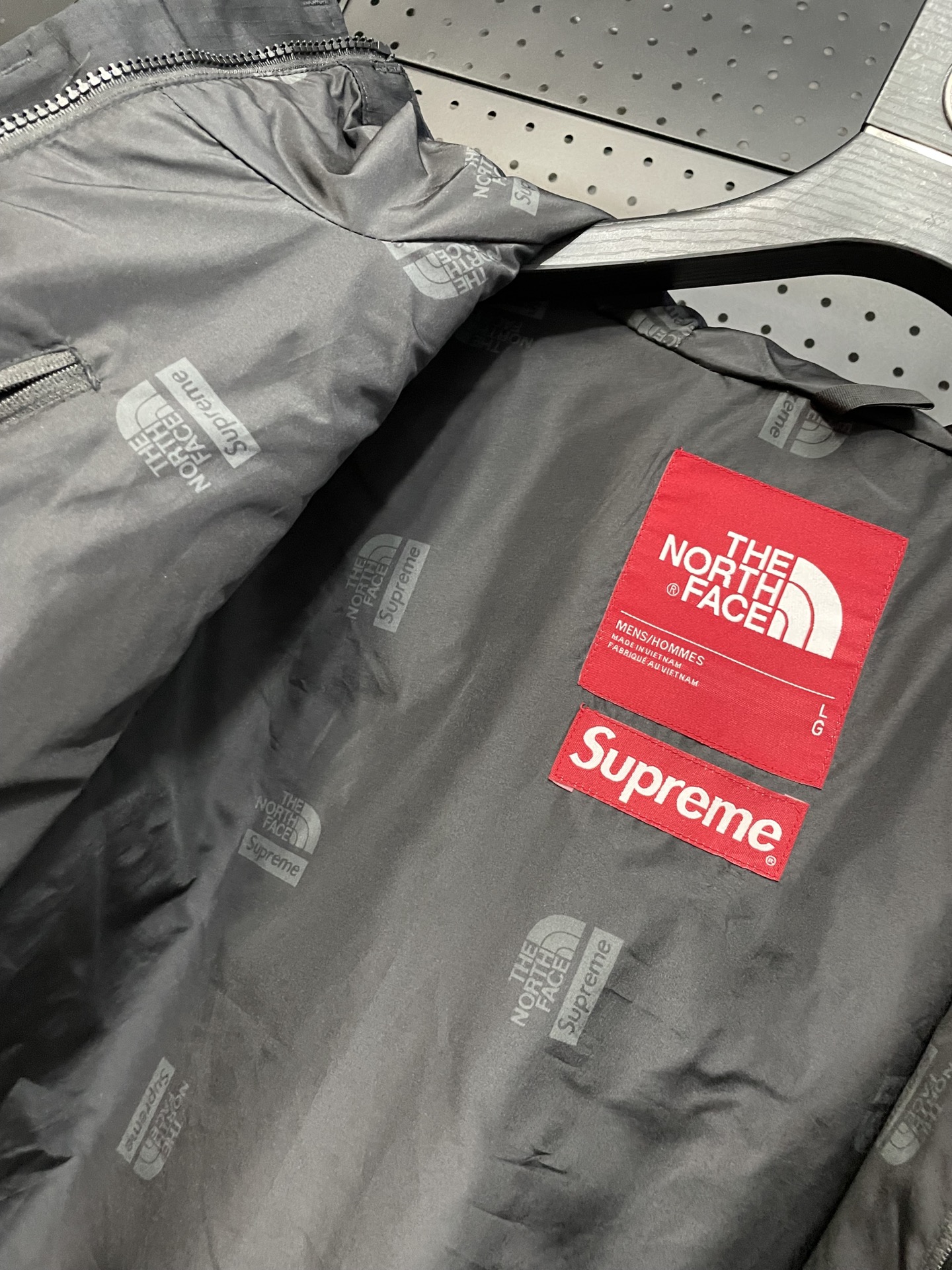 TNF SUP コラボ バイカーズ パッチワーク フード付き シェルジャケット 撥水加工 男女兼用