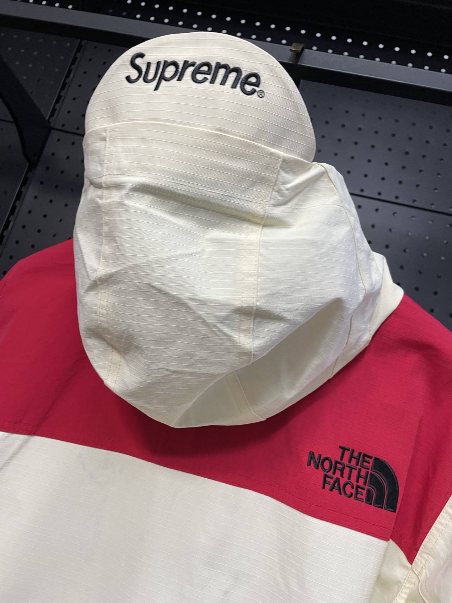 THE NORTH FACE × SUP コラボ バイカーズ パッチワーク フード付き シェルジャケット 耐水 撥水 ポリエステル 男女兼用