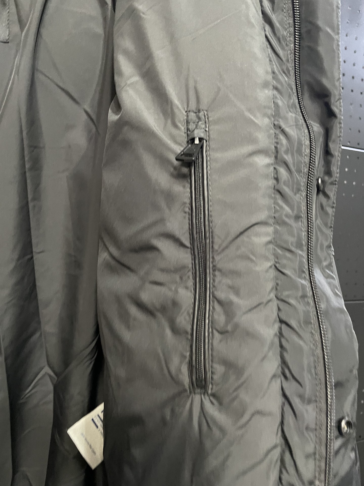 Moncler Jarama 短款羽绒服 - 軽量で高品質な防水素材