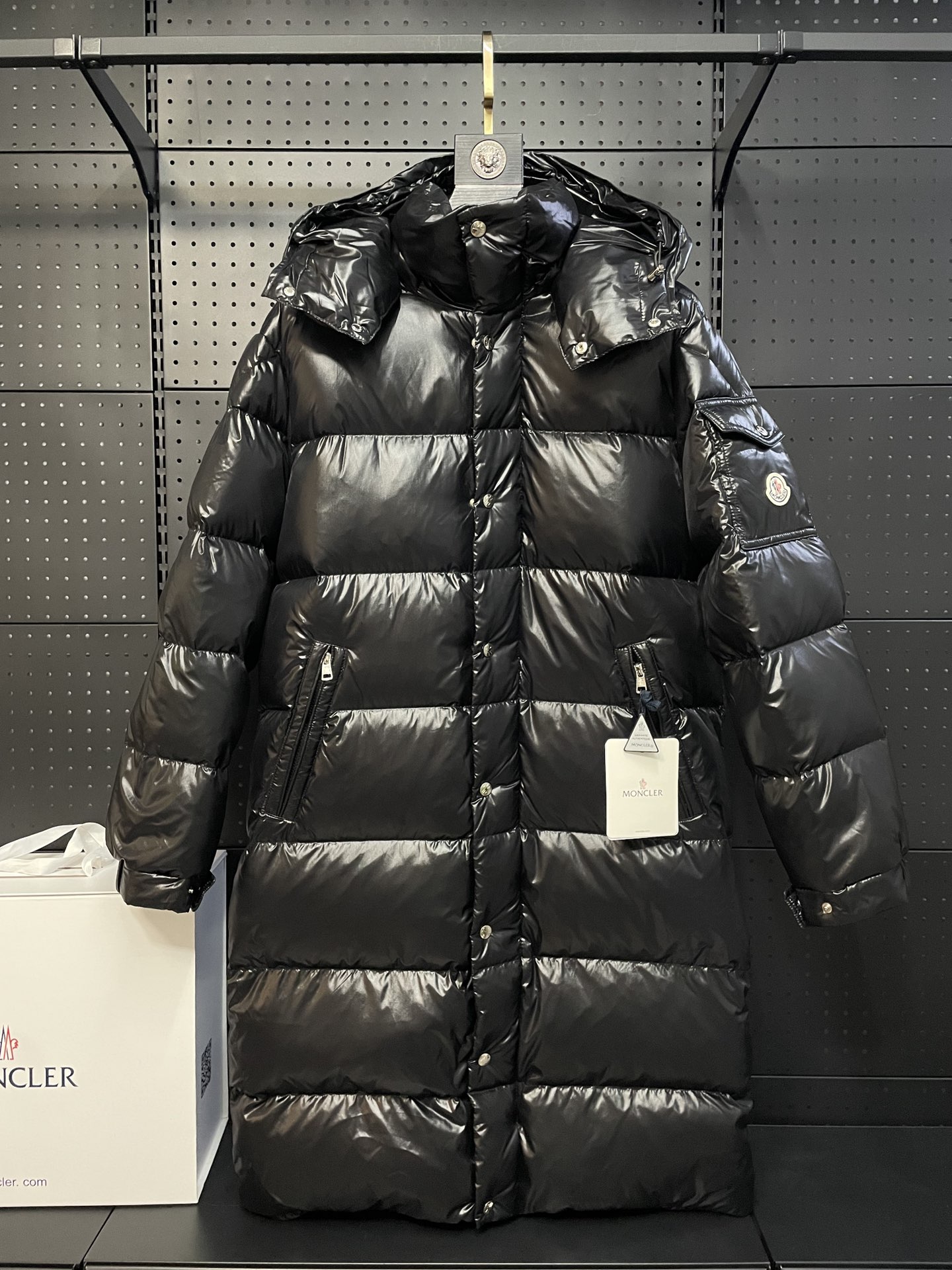 Moncler蒙口 022 otoño-invierno nuevo modelo chaqueta de plumón larga. Esperado durante un año, el plumón Maya/玛雅, versión…