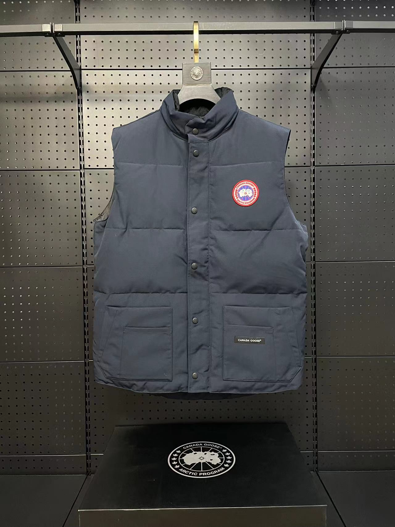 Versión premium, azul marino, chaleco canada goose Canada Goose freestylecrew 🎗 Tejido impermeable personalizado idént…