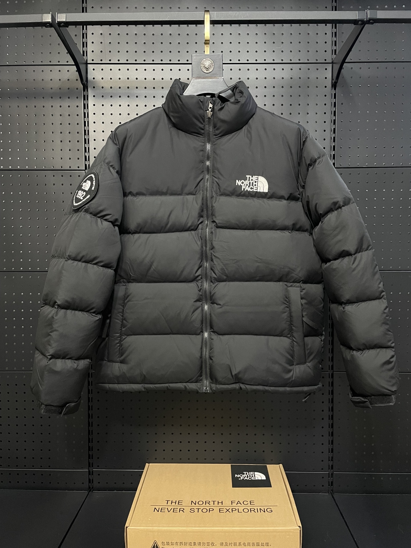The North Face / North Face 1992 NUPTSE chaqueta de plumón unisex. ¡Referencia de moda, la misma que Kanye! Plumón de p…