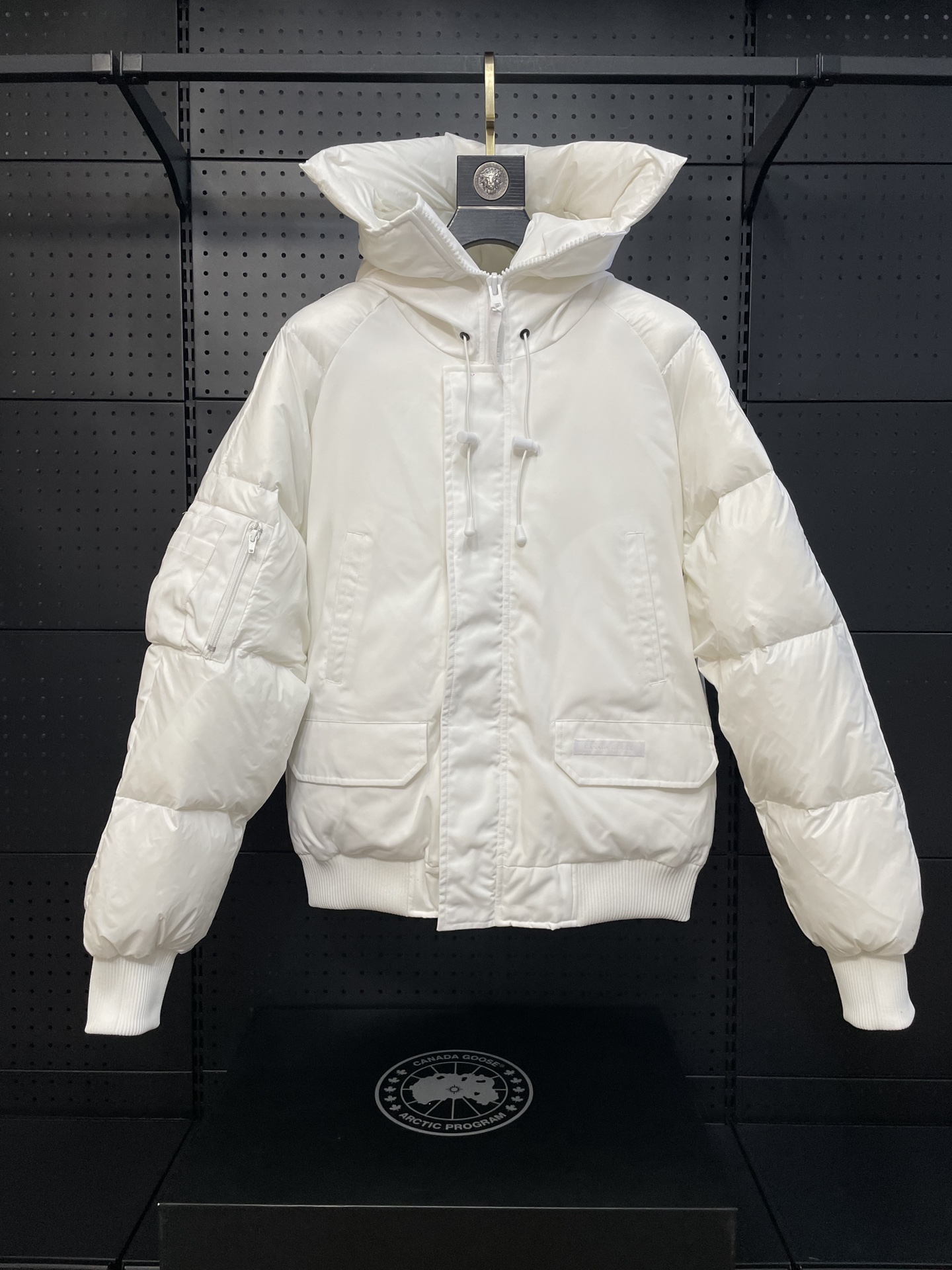 【Versión correcta réplica de primera】 2056MB Paradigm Chilliwack para hombre. Colores: blanco, negro. Tallas: XS S M L …