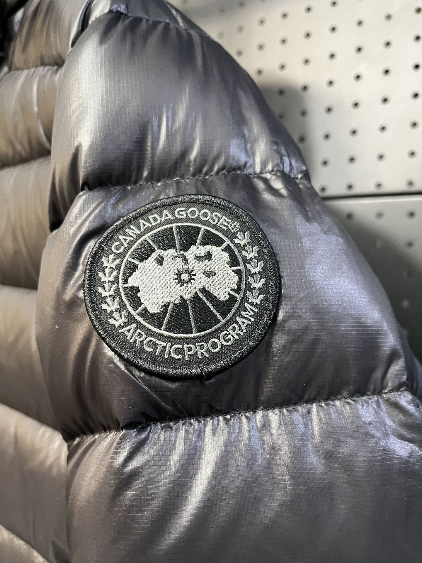 Canada Goose 2227 Light: Top-Level Vending Version for Warmth and Style - 图片 5