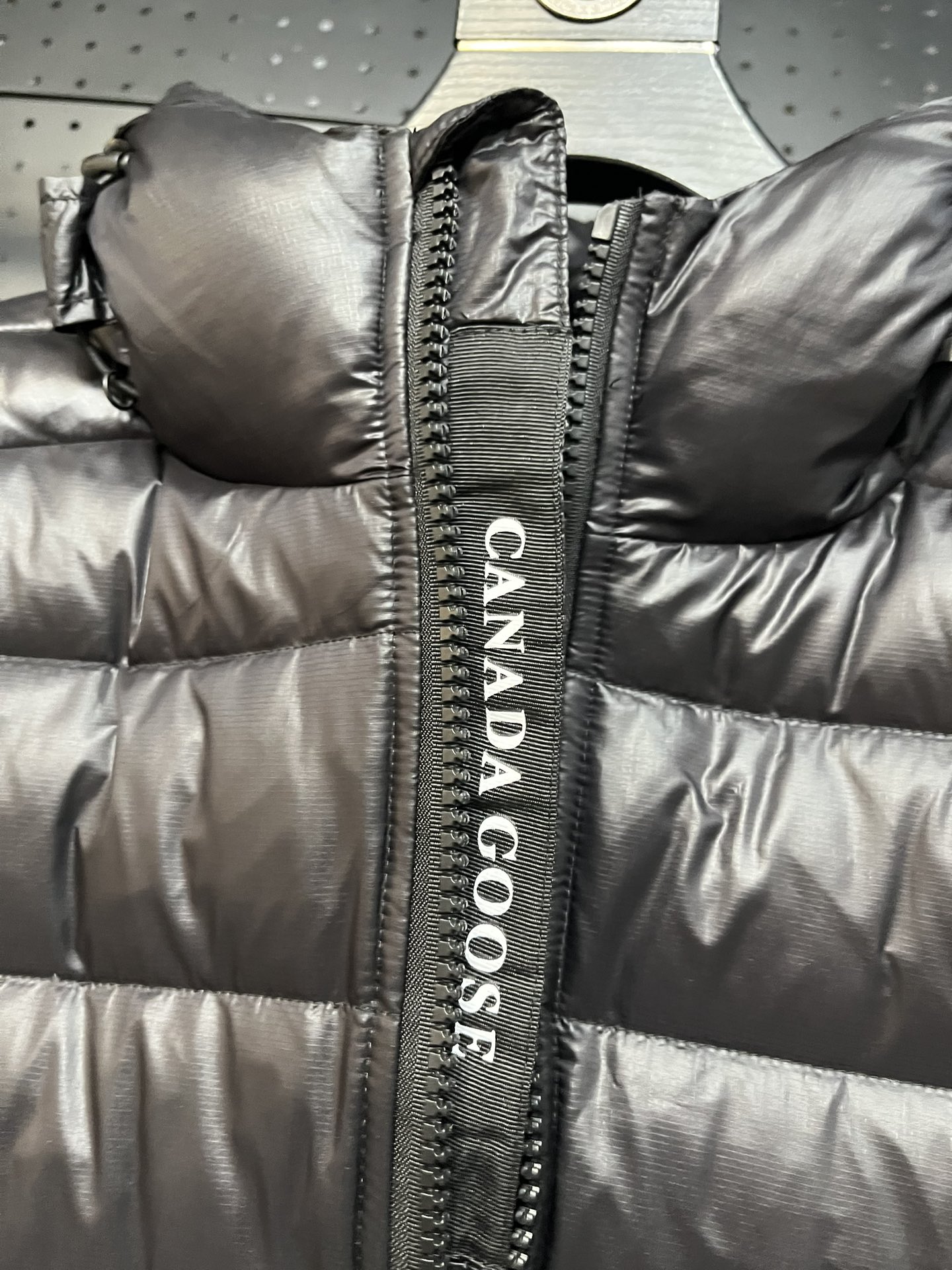 Canada Goose Lightweight Vending Version for Cold Winters - 图片 6