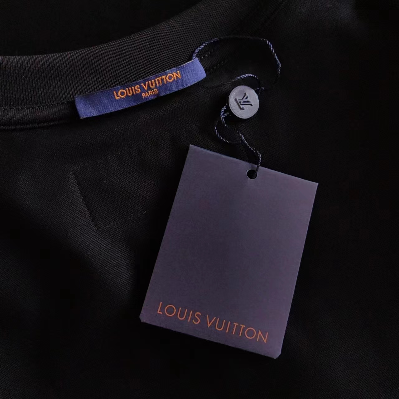 Louis Vuitton/路易威登 龙年限定LOGO依附神龙植绒发泡印短袖T恤