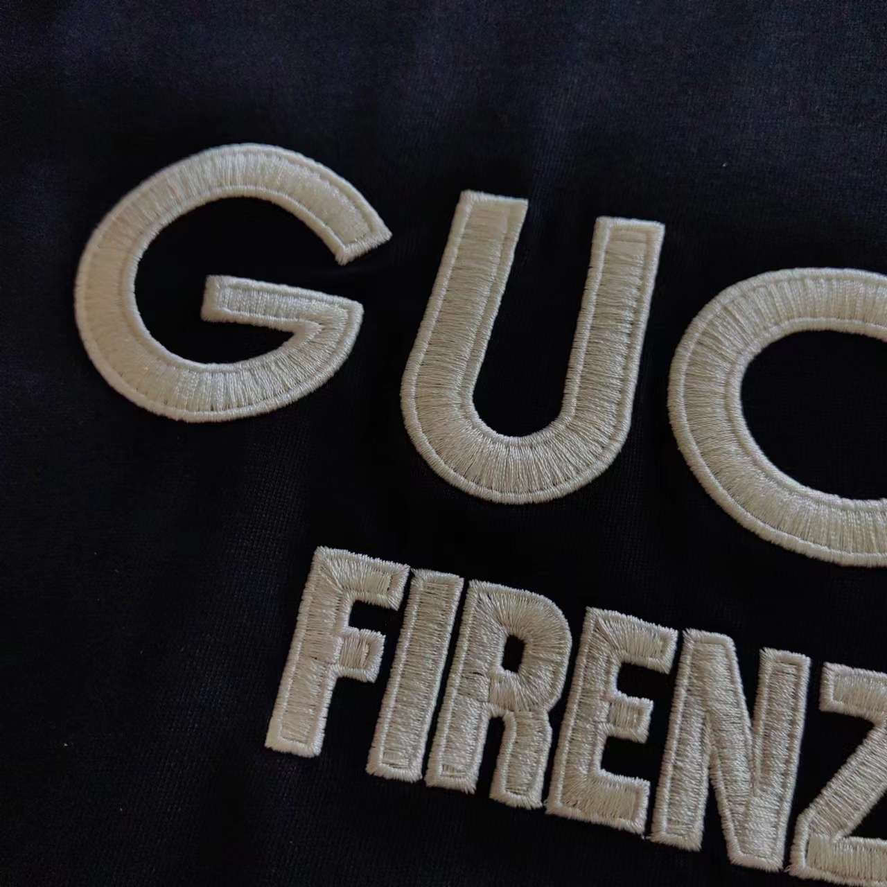 Gucci/古驰 24SS1921刺绣字母圆领T恤