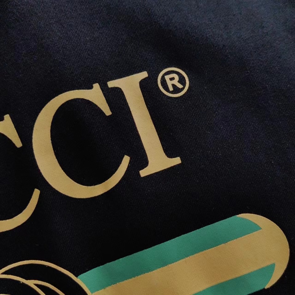 GUCCI 古驰 经典logo烫金印花圆领T恤