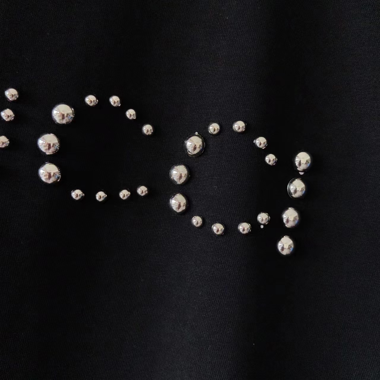 Gucci/古驰 24ss铆钉字母logo短袖T桖