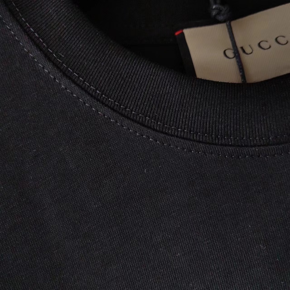 Gucci/古驰 24ss铆钉字母logo短袖T桖