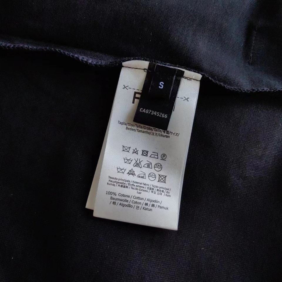 Fendi/芬迪24ss 3D肩部小怪兽小眼睛短袖T桖